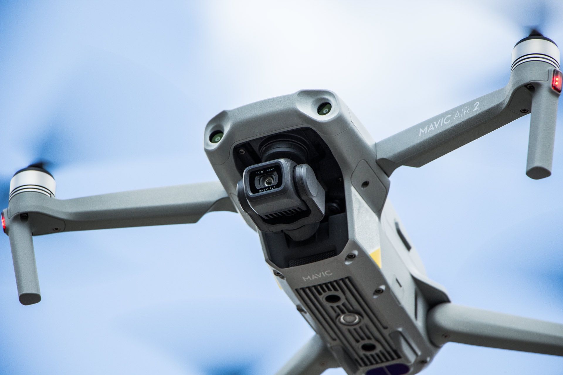 Dji Mavic Air 2 - widok z dołu