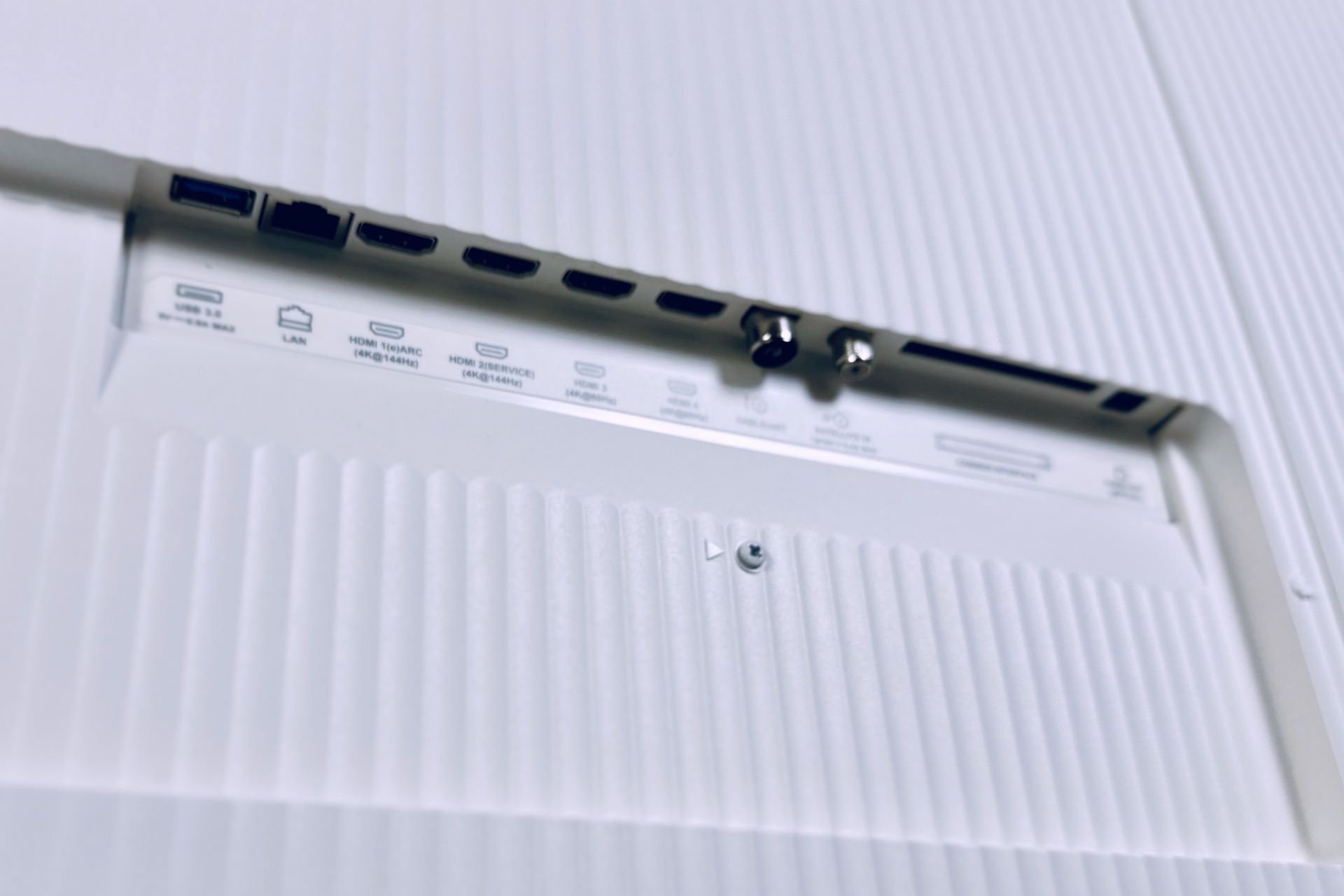 TCL NXTFrame A300 Pro - złącza