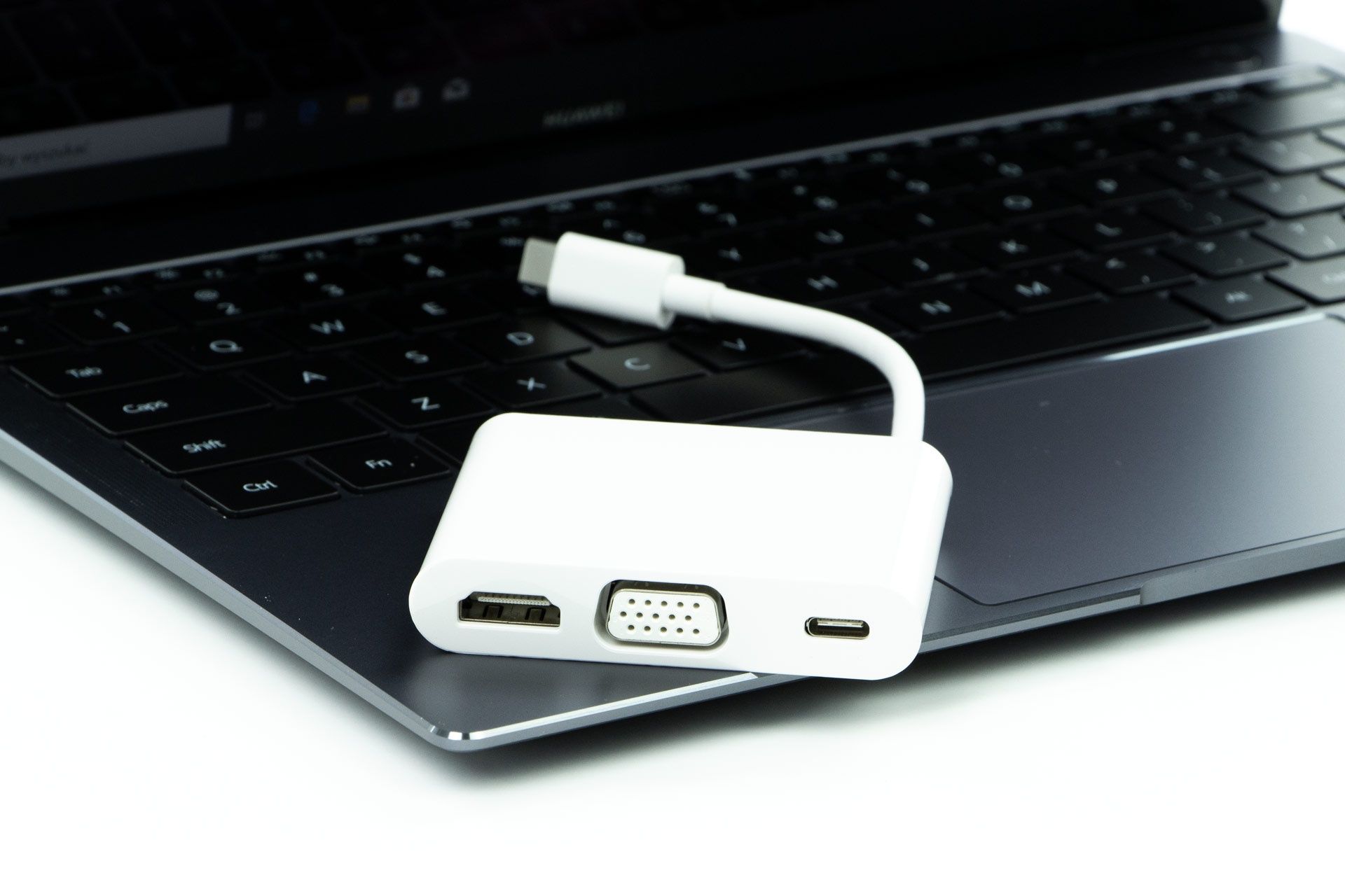 Huawei MateBook X PRO 2020 - replikator MateDock 2