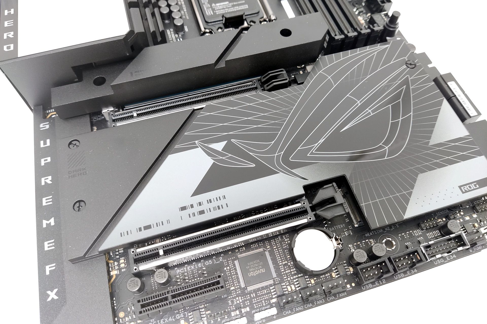 ASUS ROG Maximus Z790 Dark Hero