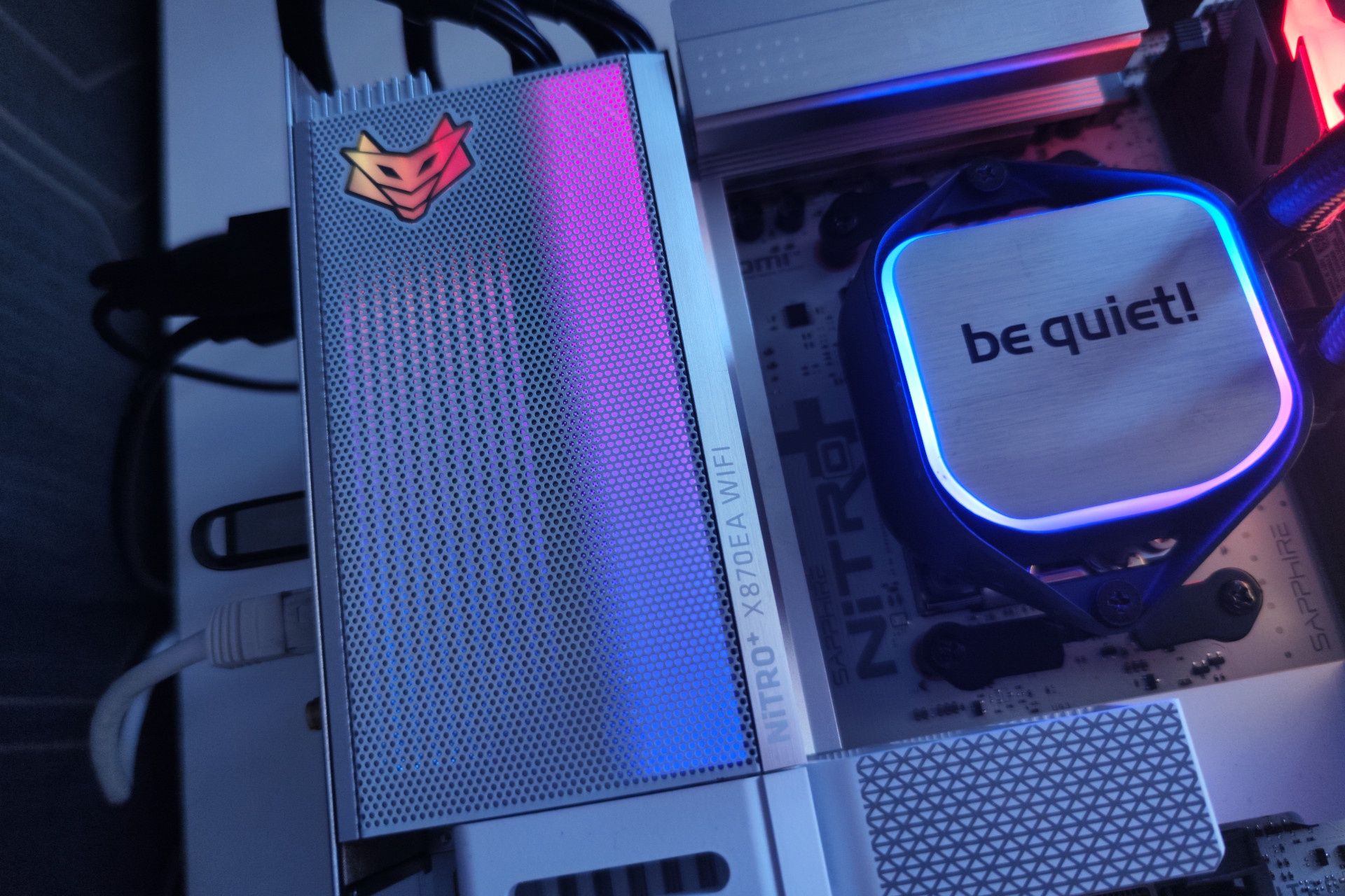 Sapphire Nitro+ X870EA PhantomLink Edition