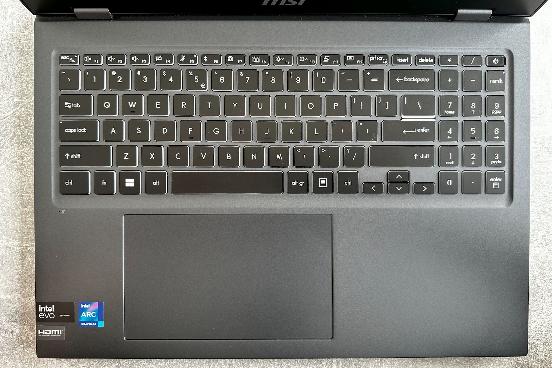 MSI Prestige 16 AI Evo - klawiatura