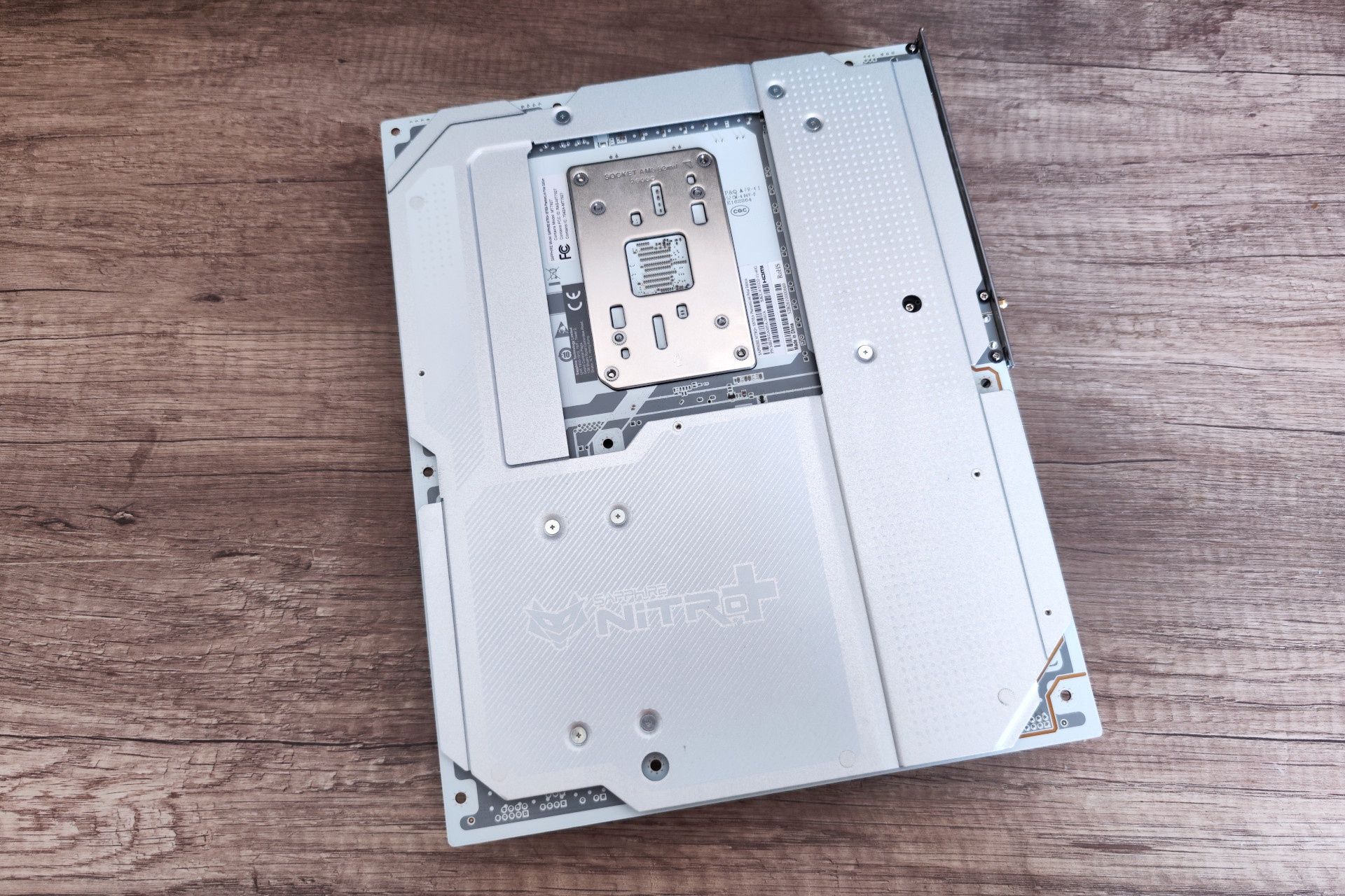 Sapphire Nitro+ X870EA PhantomLink Edition