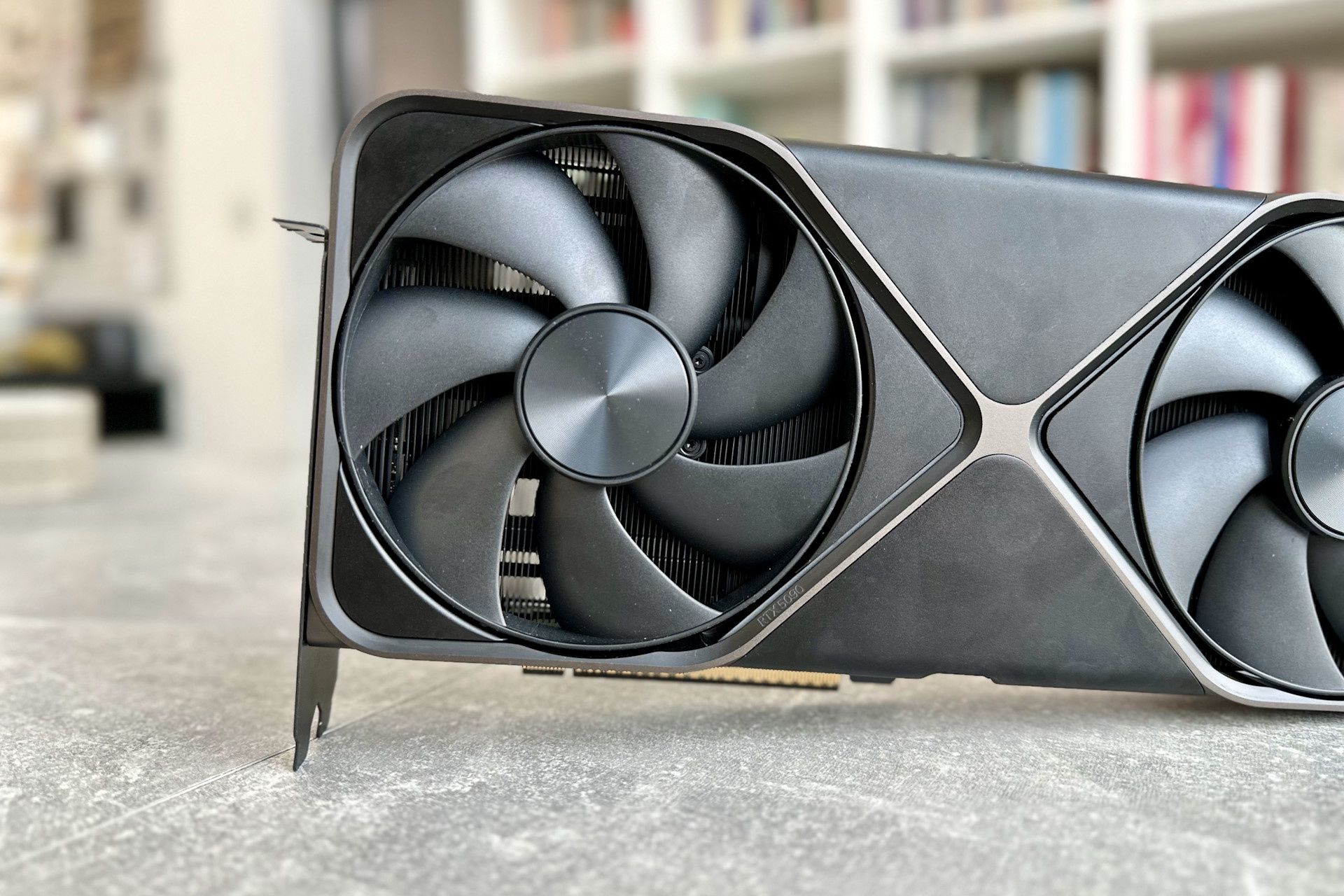NVIDIA GeForce RTX 5090 Founders Edition - wentylatory