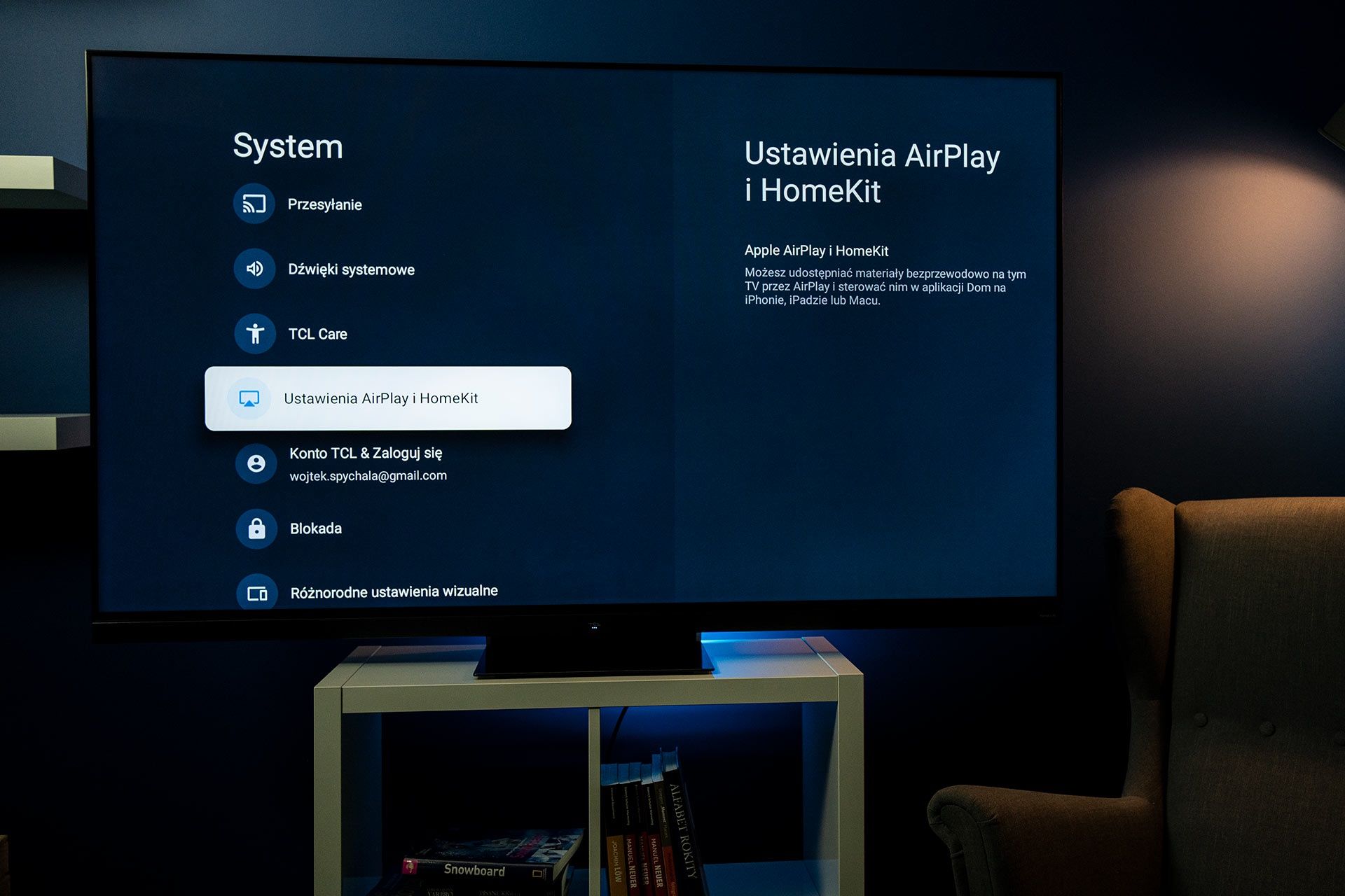 TCL 65C935 - airplay2
