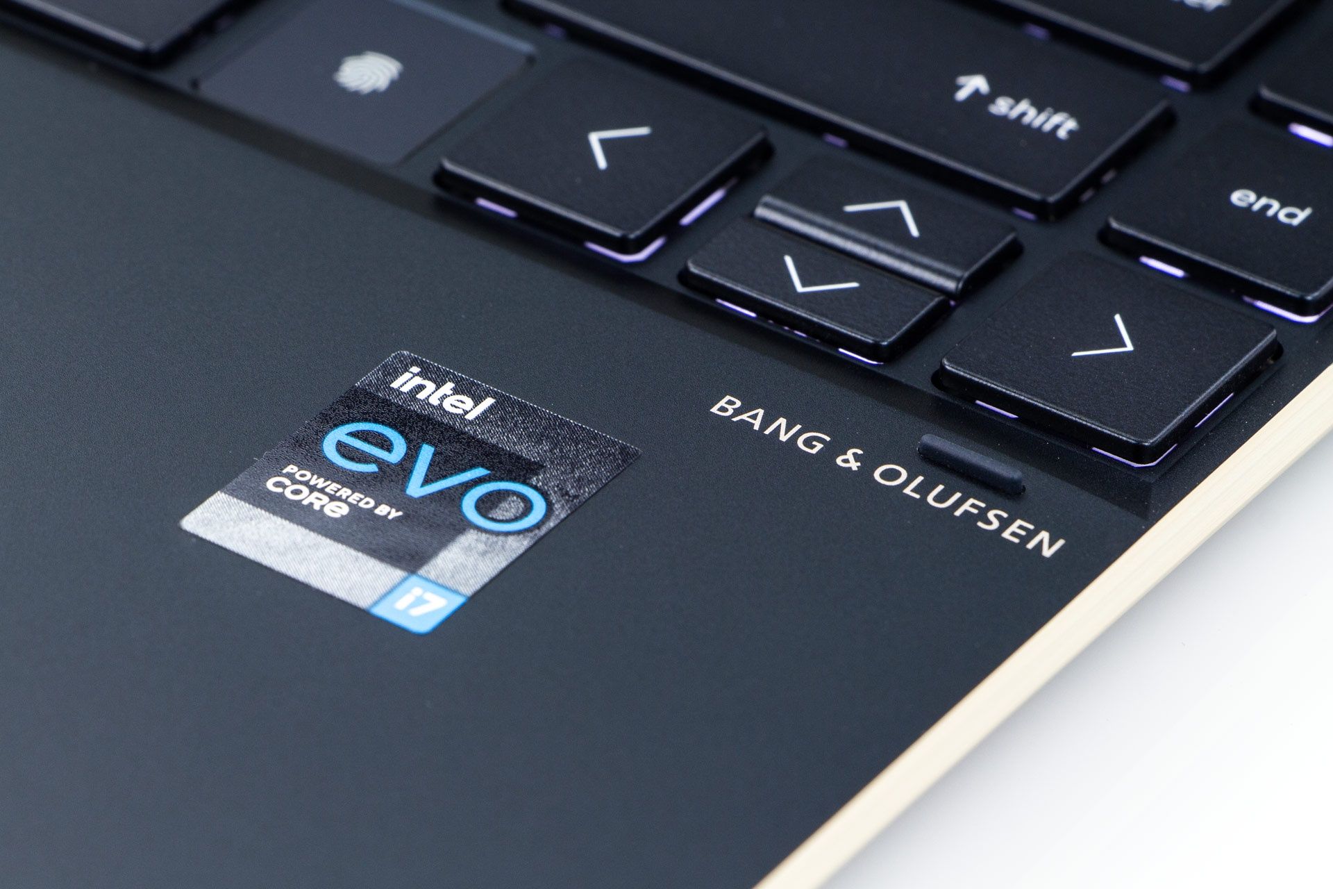 HP Spectre X360 14 - logo B&amp;O