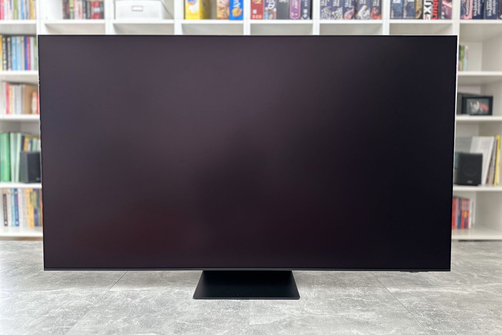 Samsung OLED S95D - od przodu