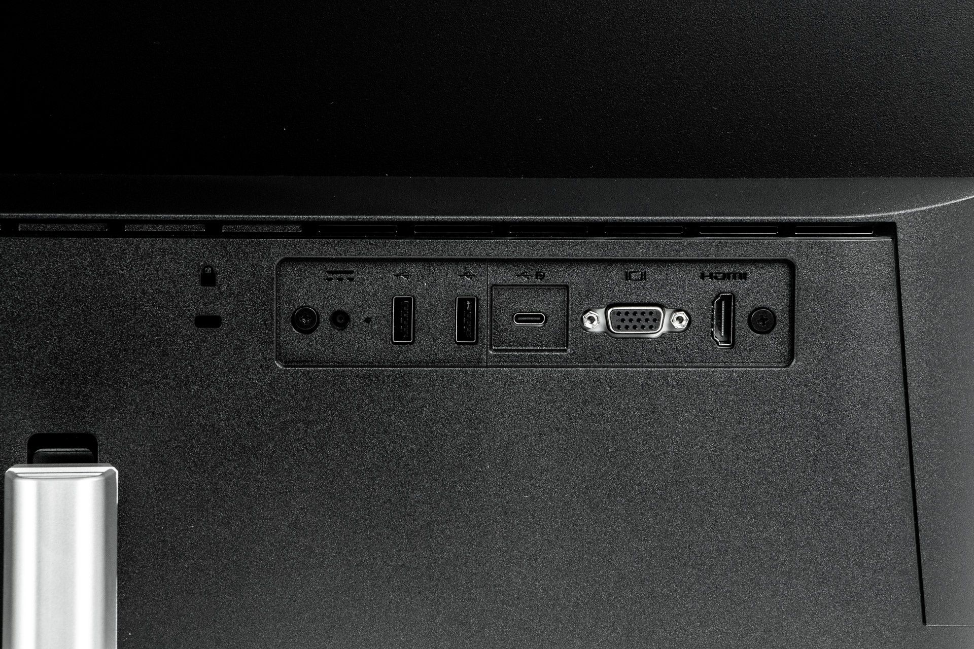 HP M24fd - złącza