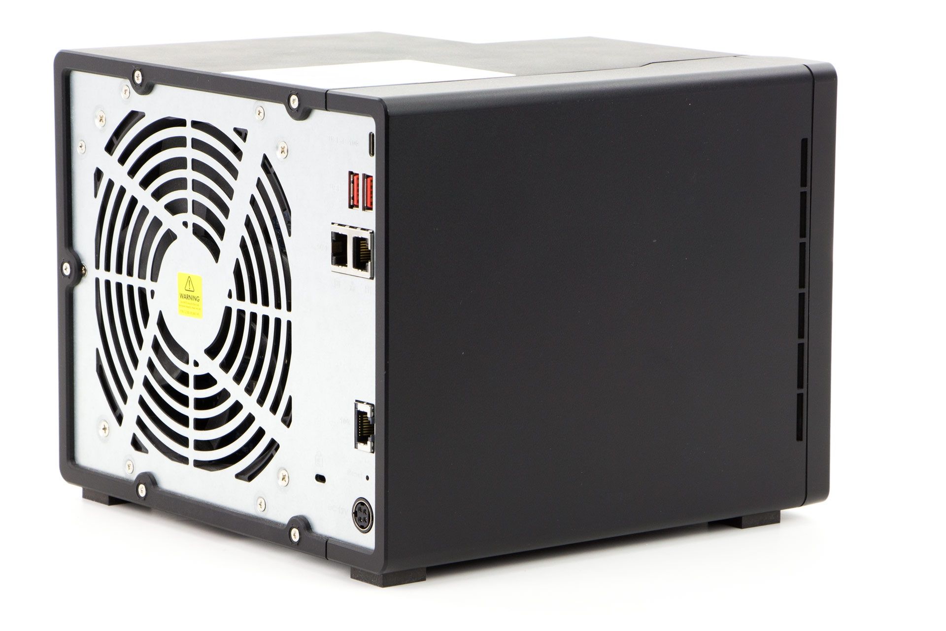 QNAP TS-h973AX - zdjęcie z boku