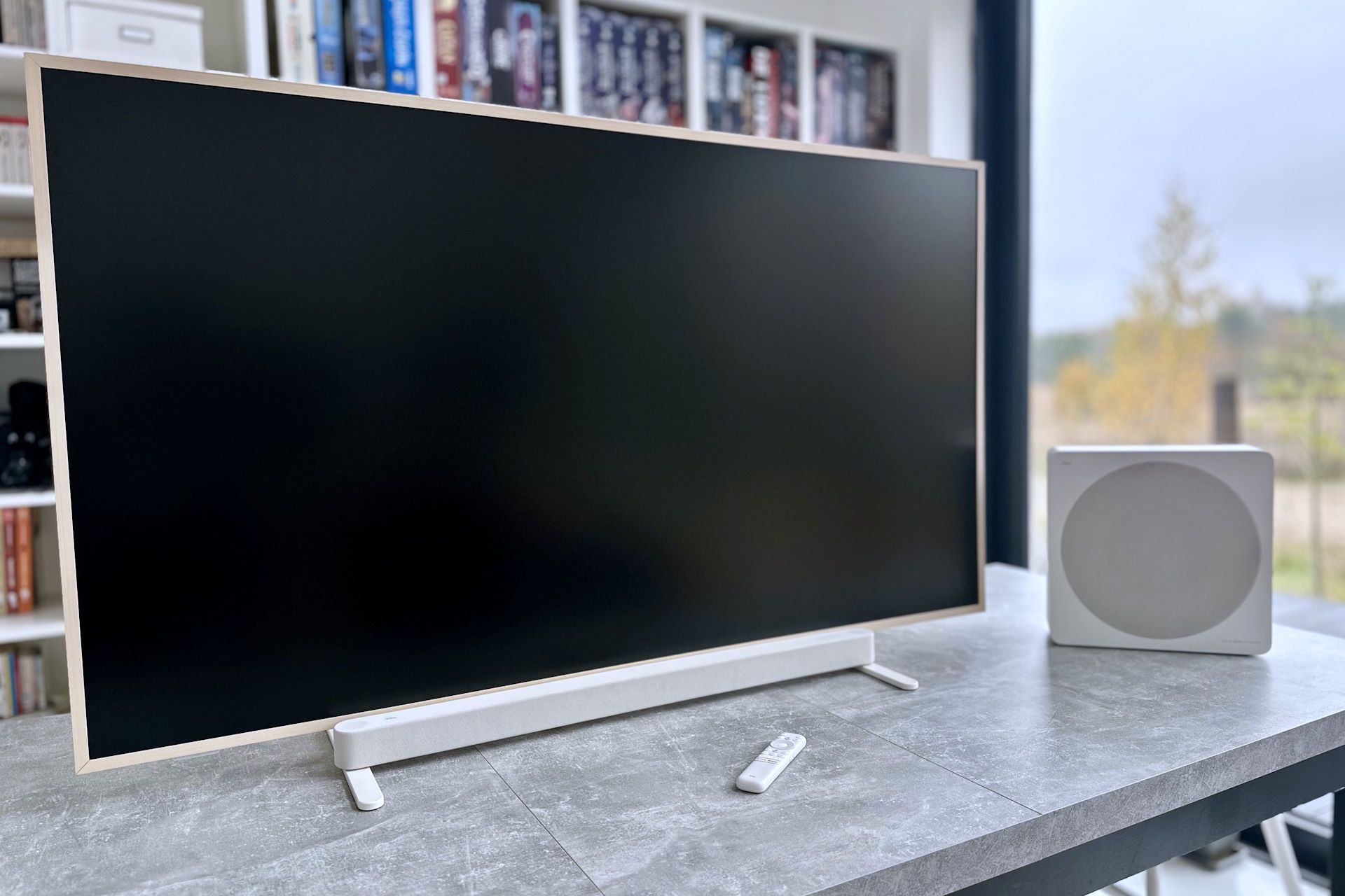 TCL NXTFrame A300 Pro - kompletny zestaw (z nóżkami)