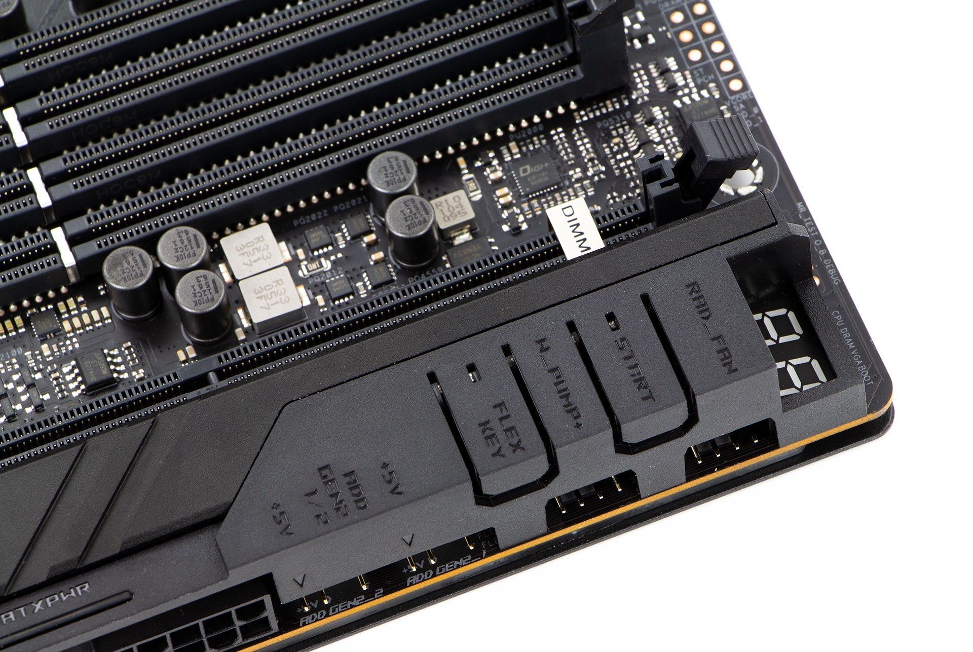 ASUS ROG Maximus XIII Extreme - przyciski