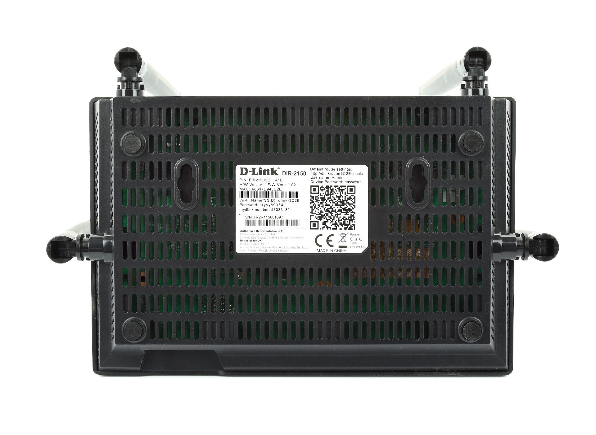 D-Link DIR-2150 - od spodu
