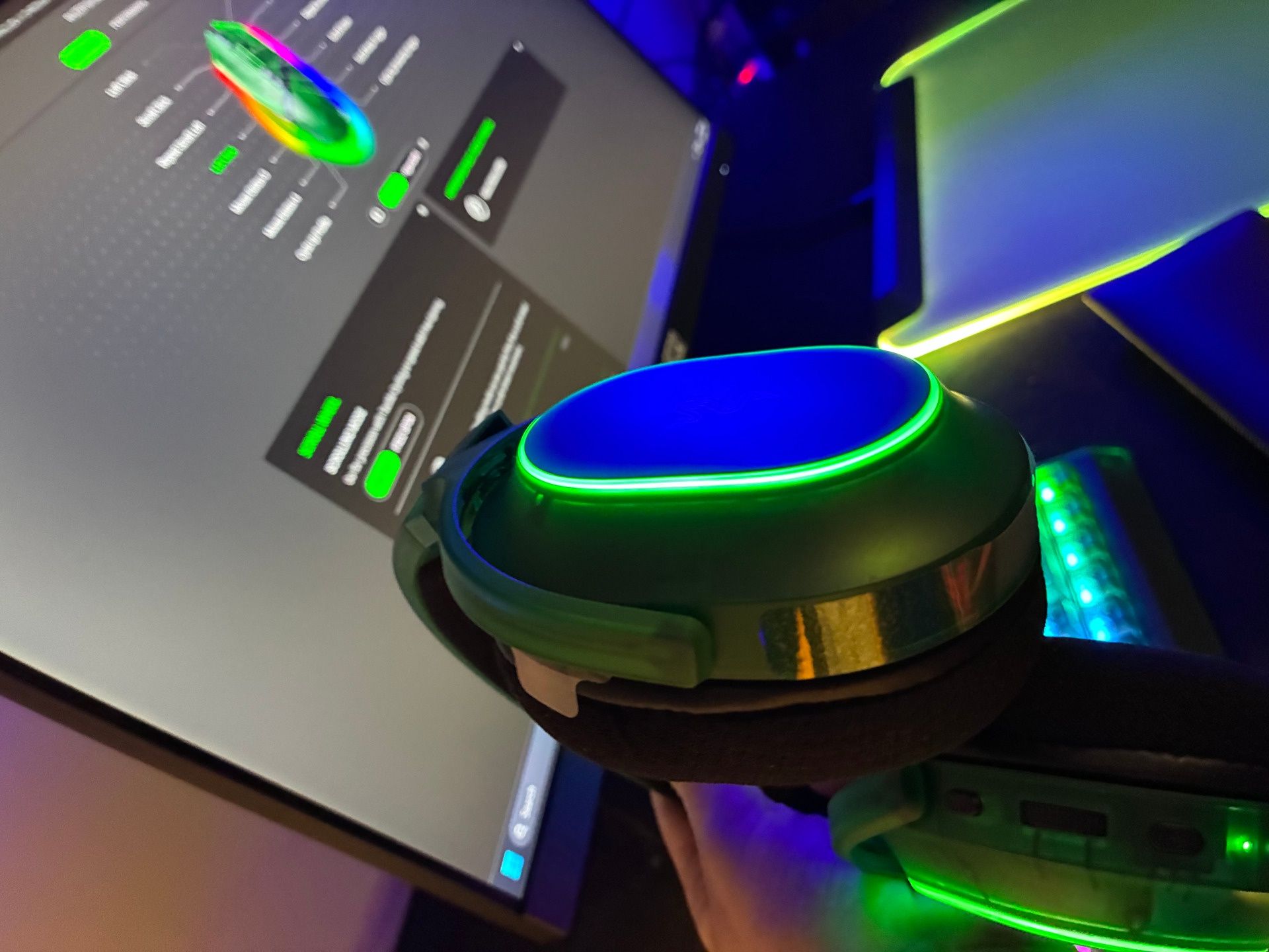 Razer Barracuda X Chroma Phantom Green Edition