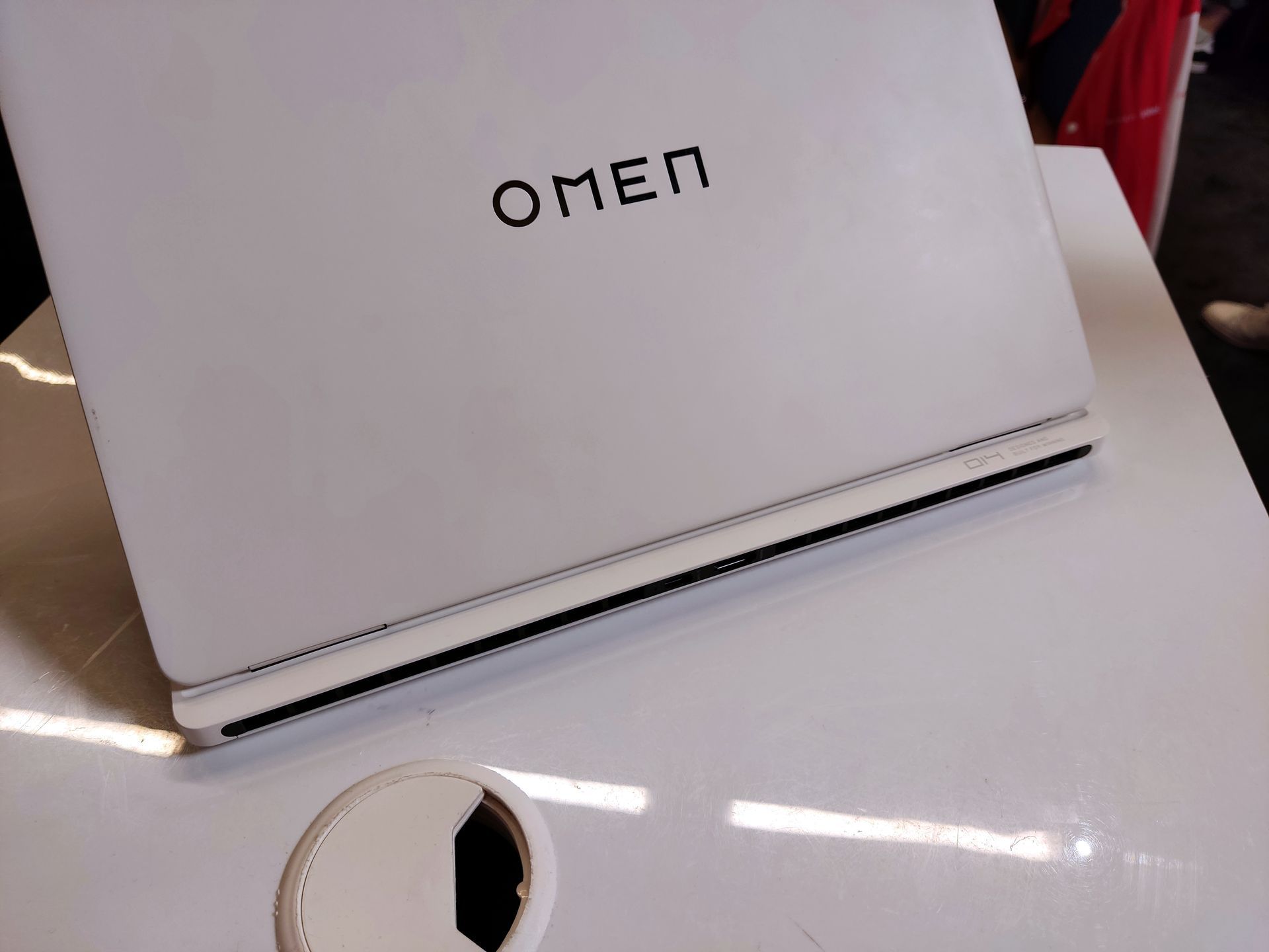 HP Omen 14