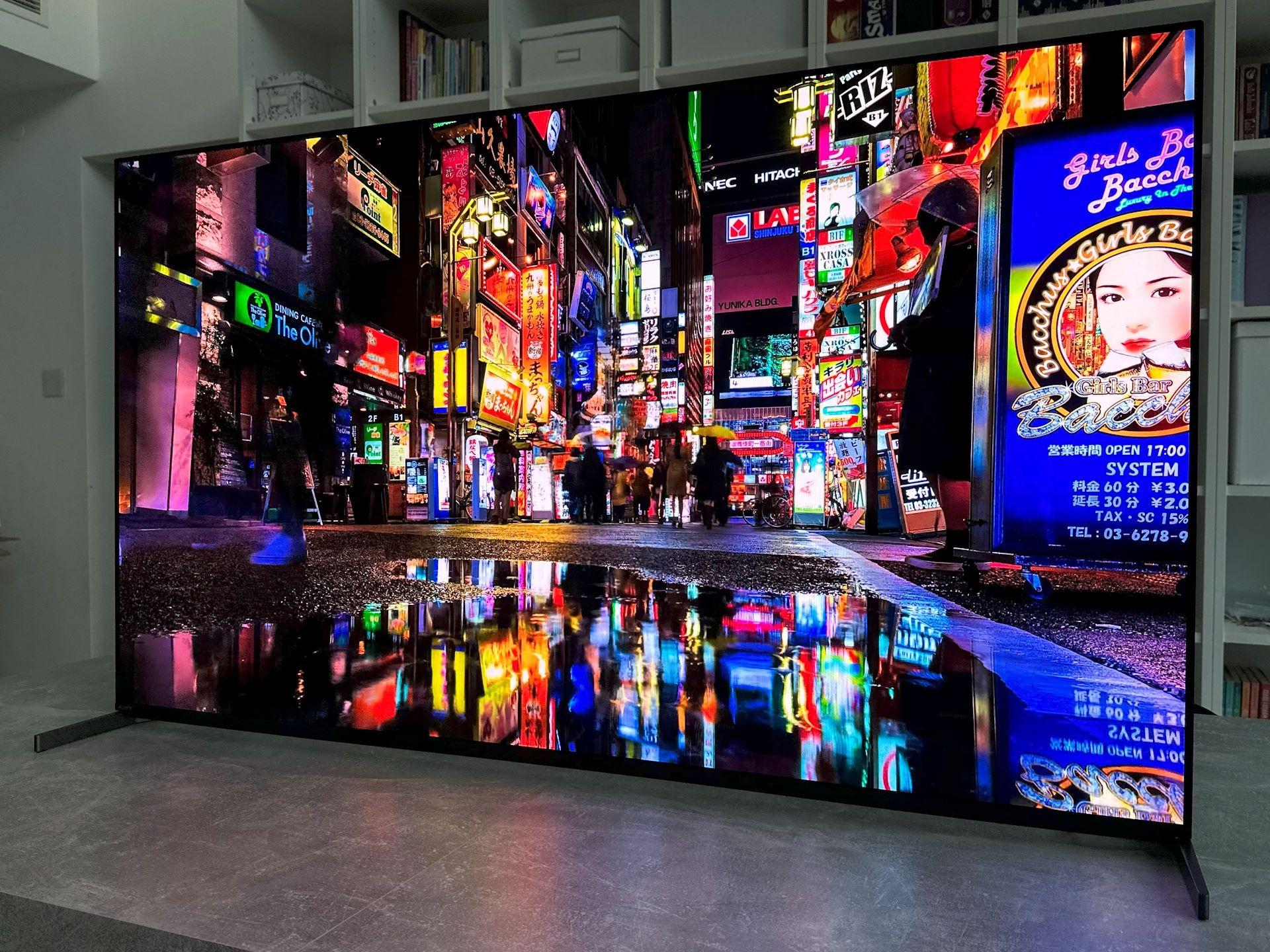 Sony Bravia XR-55A95L - prezentacja