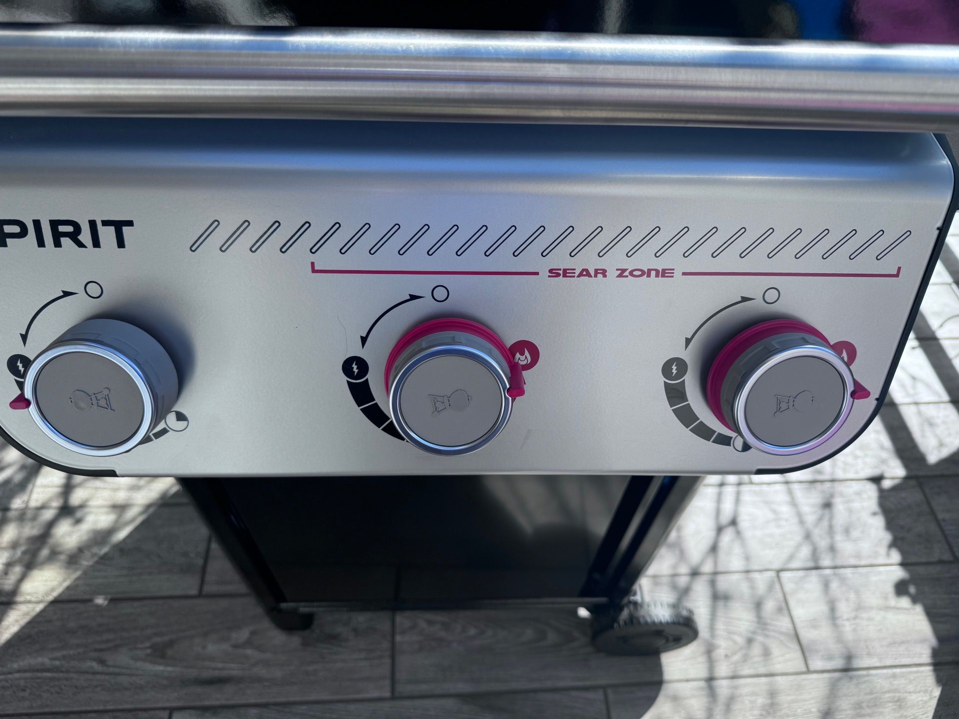 Weber Spirit E-335