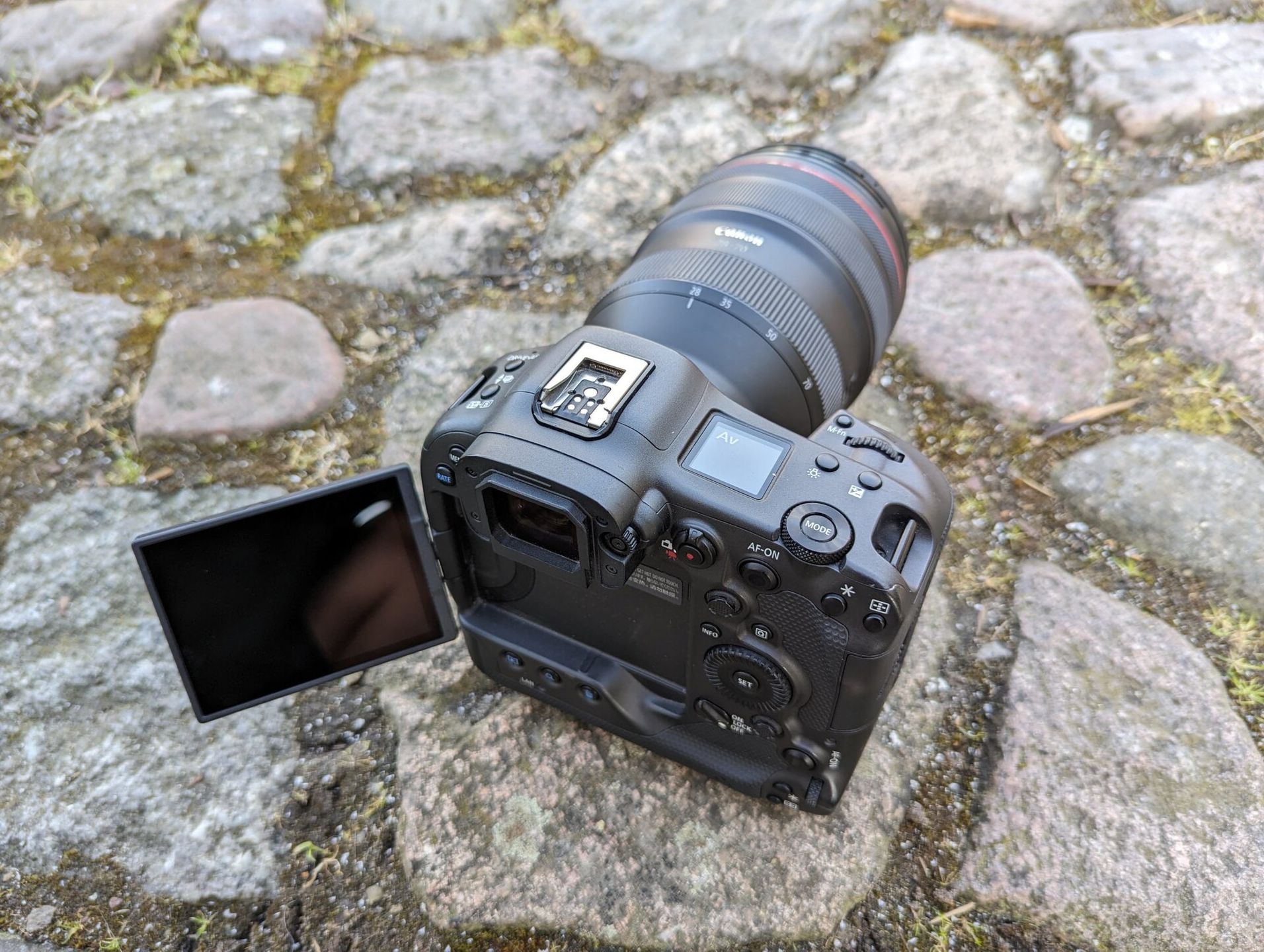 Canon R3