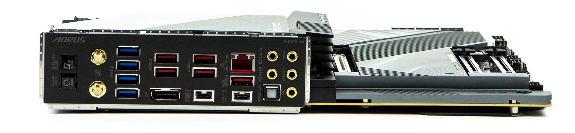 Gigabyte Z690 AORUS Master - tylny panel