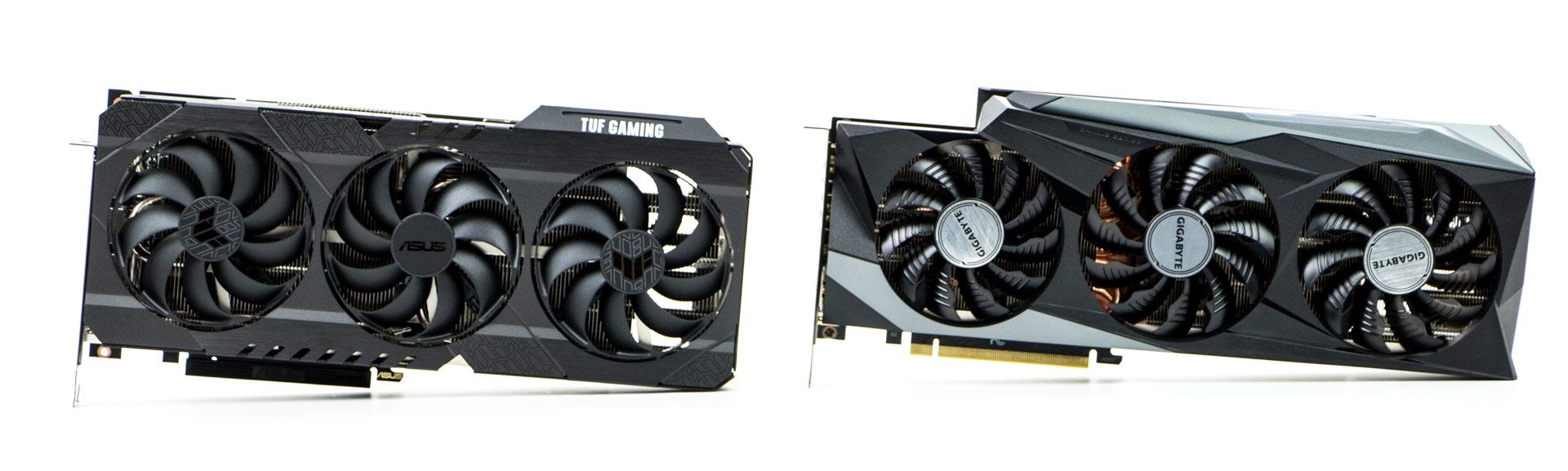 ASUS TUF RTX 3090 w porównaniu do Gigabyte RTX 3090 Gaming OC
