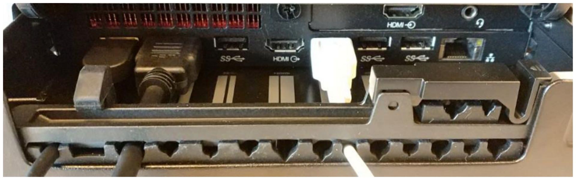 Lenovo ThinkSmart HUB 500 - blokada przewodów
