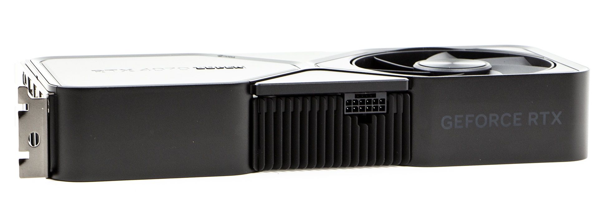 GeForce RTX 4070 Super Founders Edition - zasilanie
