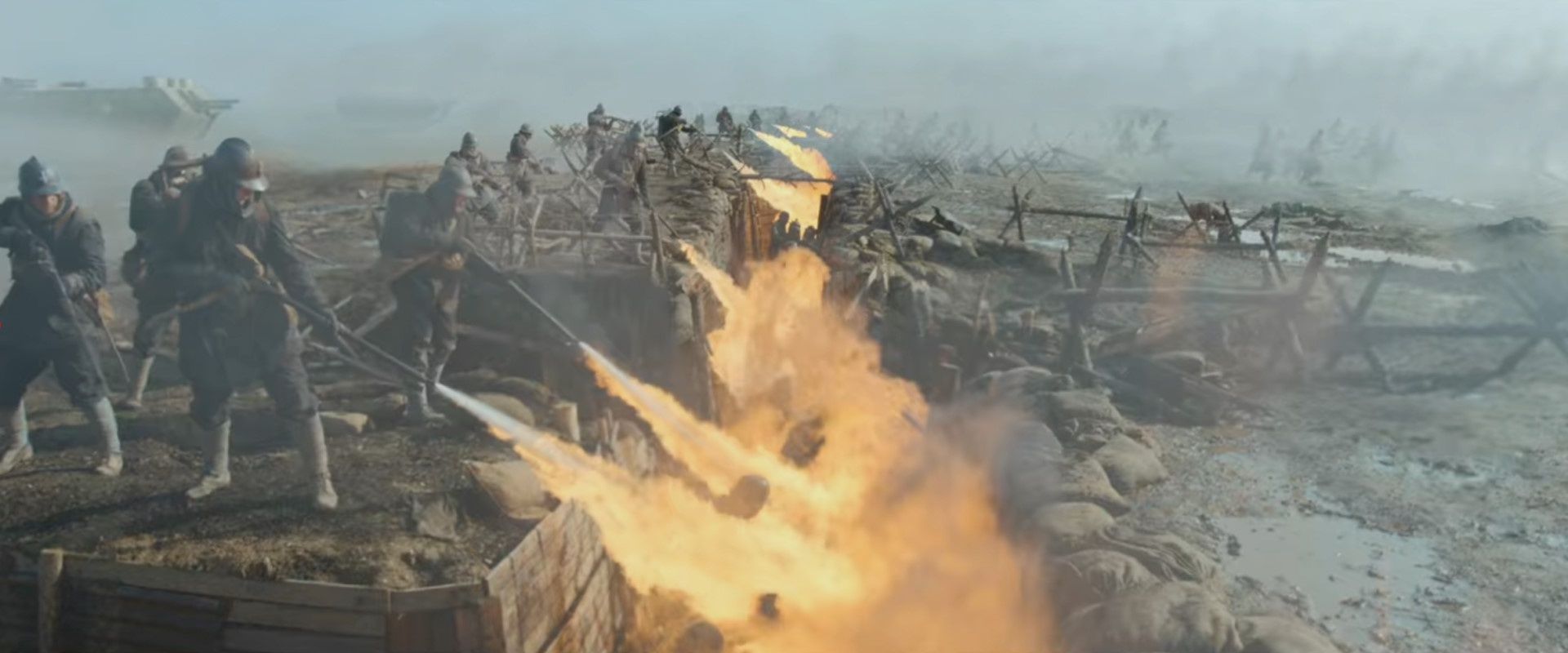 Na Zachodzie Bez Zmian - Netflix - Flammenwarfer