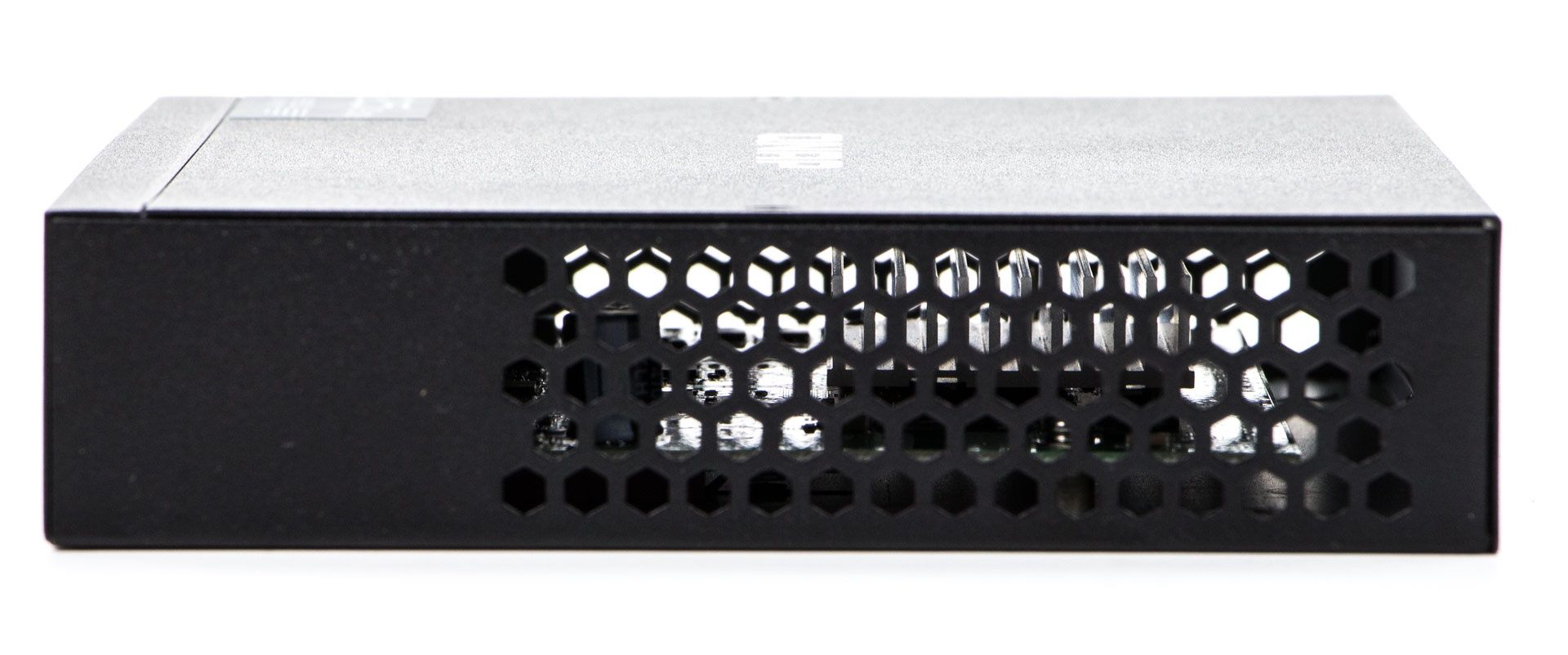 QNAP QSW-1105-5T - widok z boku