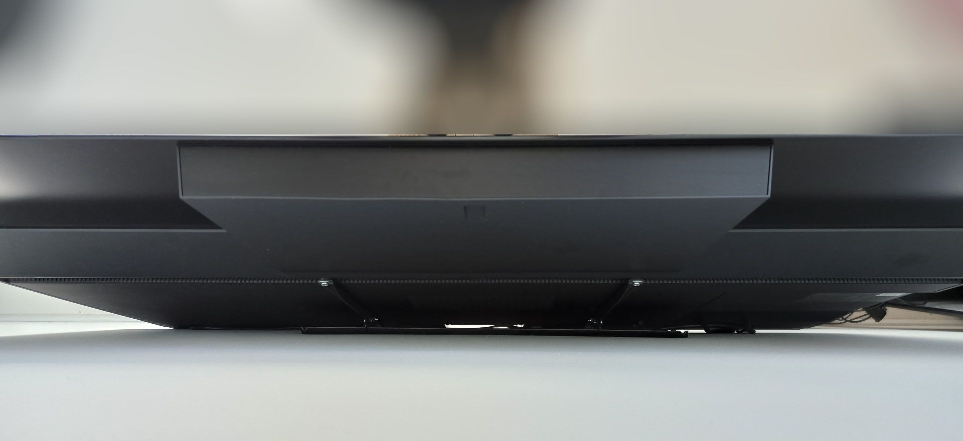 Panasonic TX-65HZ1500E - głośniki Dolby Atmos 360