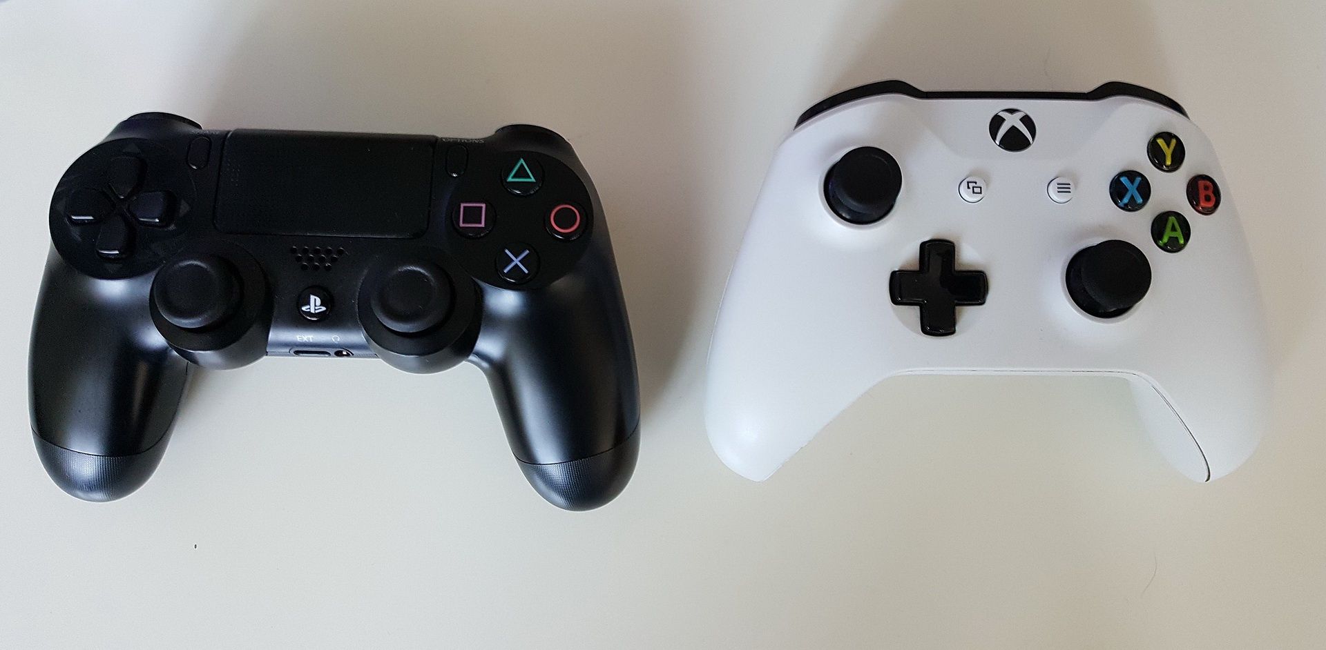 PS5 Pro - pada do Xboxa One i do PS5