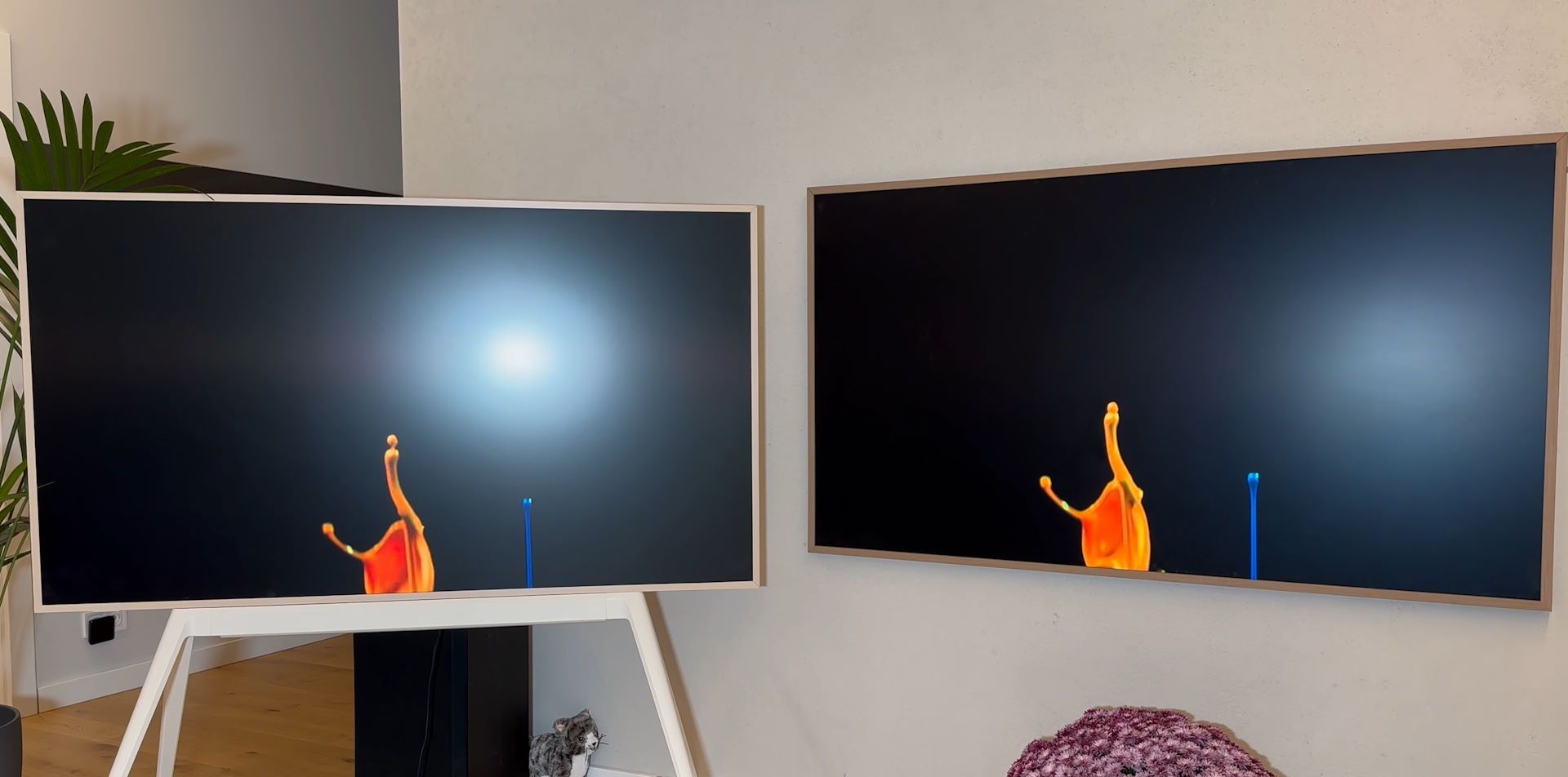 TCL NXTFrame A300 Pro - porównanie z Samsung The Frame 2022