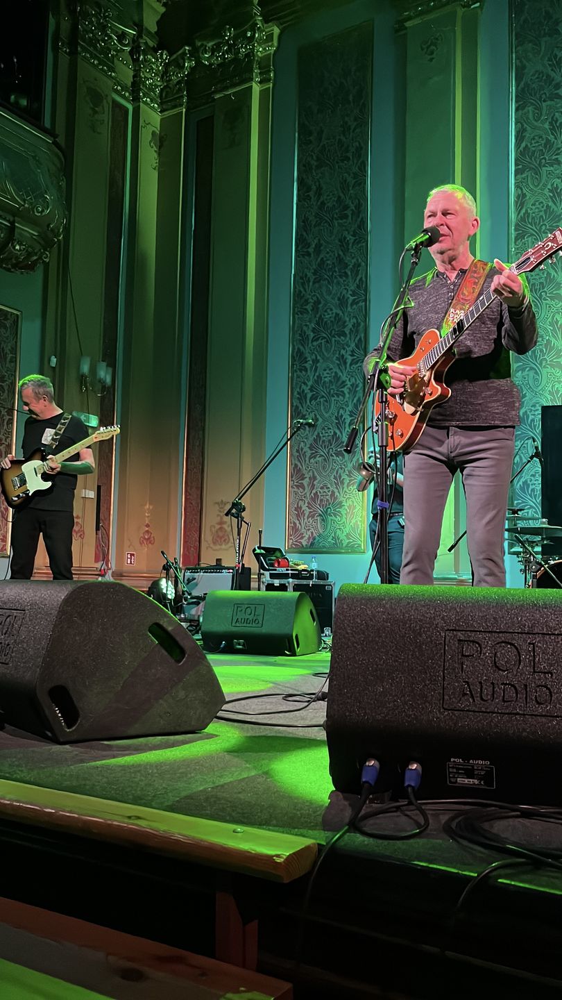 Raz Dwa Trzy na scenie Dworu Artusa