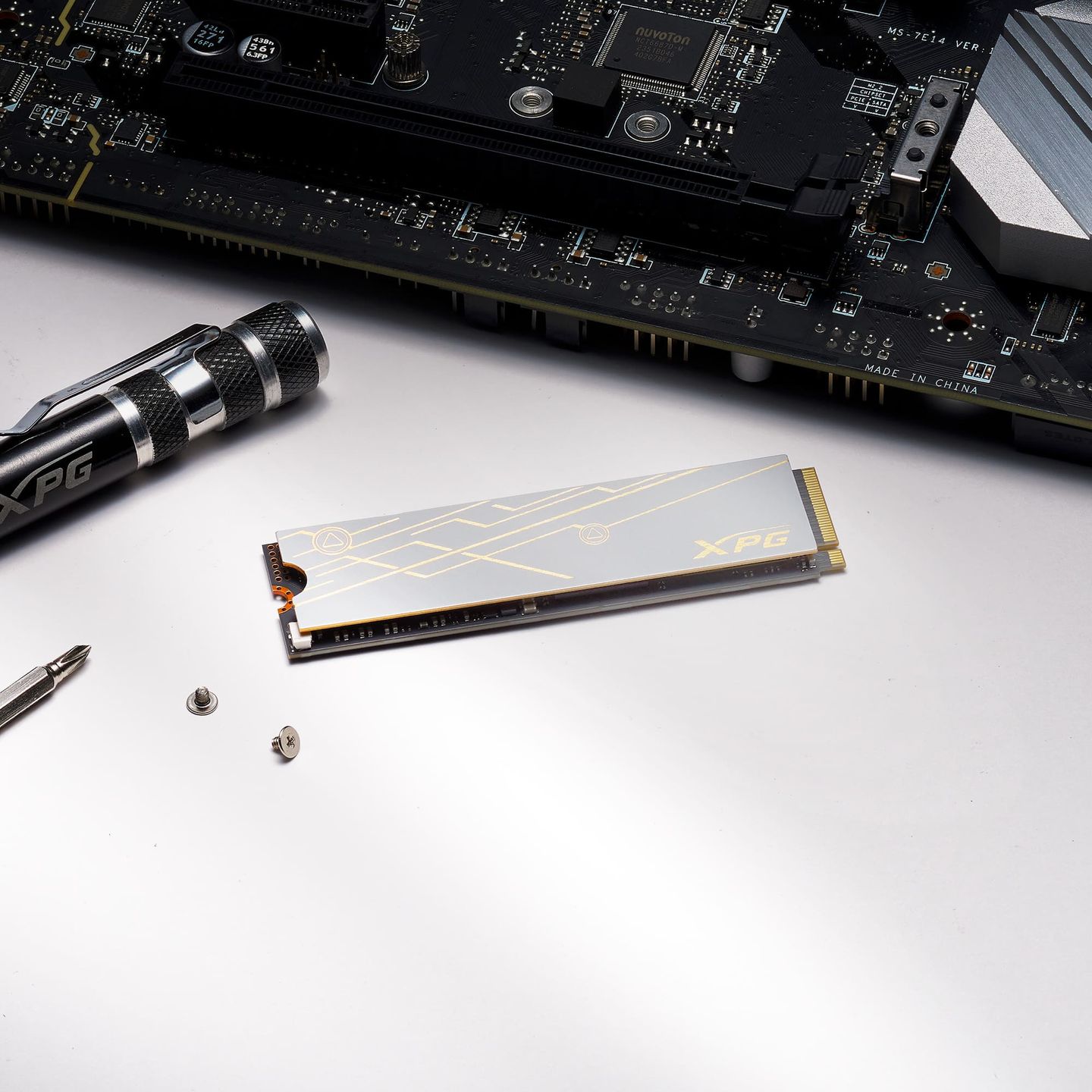 ADATA XPG MARS 980 Blade