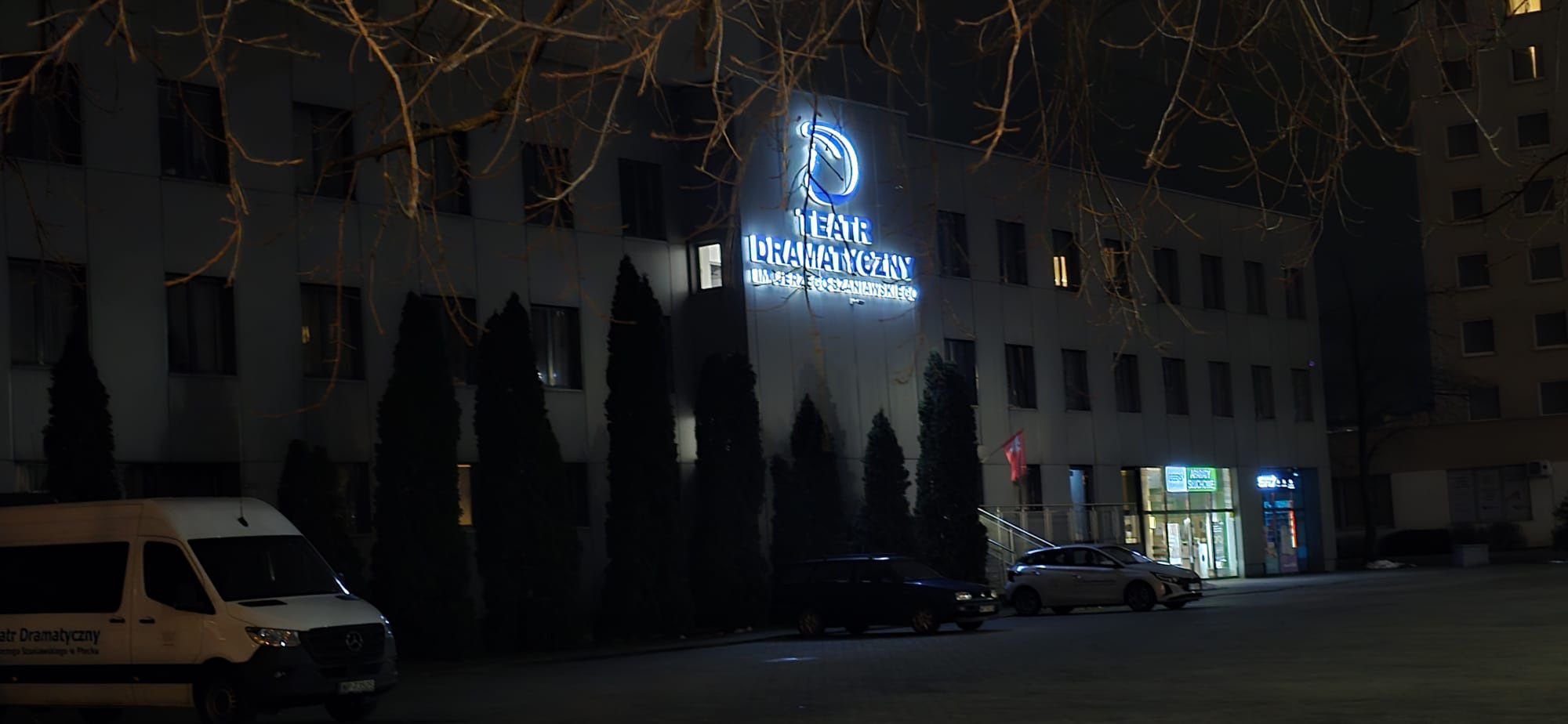 Ładunek wybuchowy w teatrze