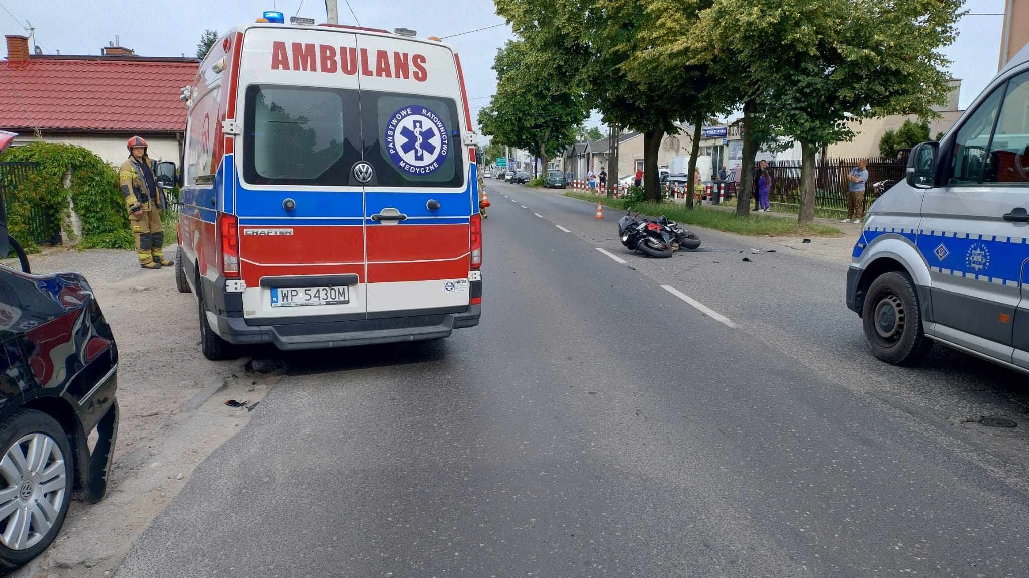 Zdarzenie drogowe z udziałem motocyklisty w Płocku 