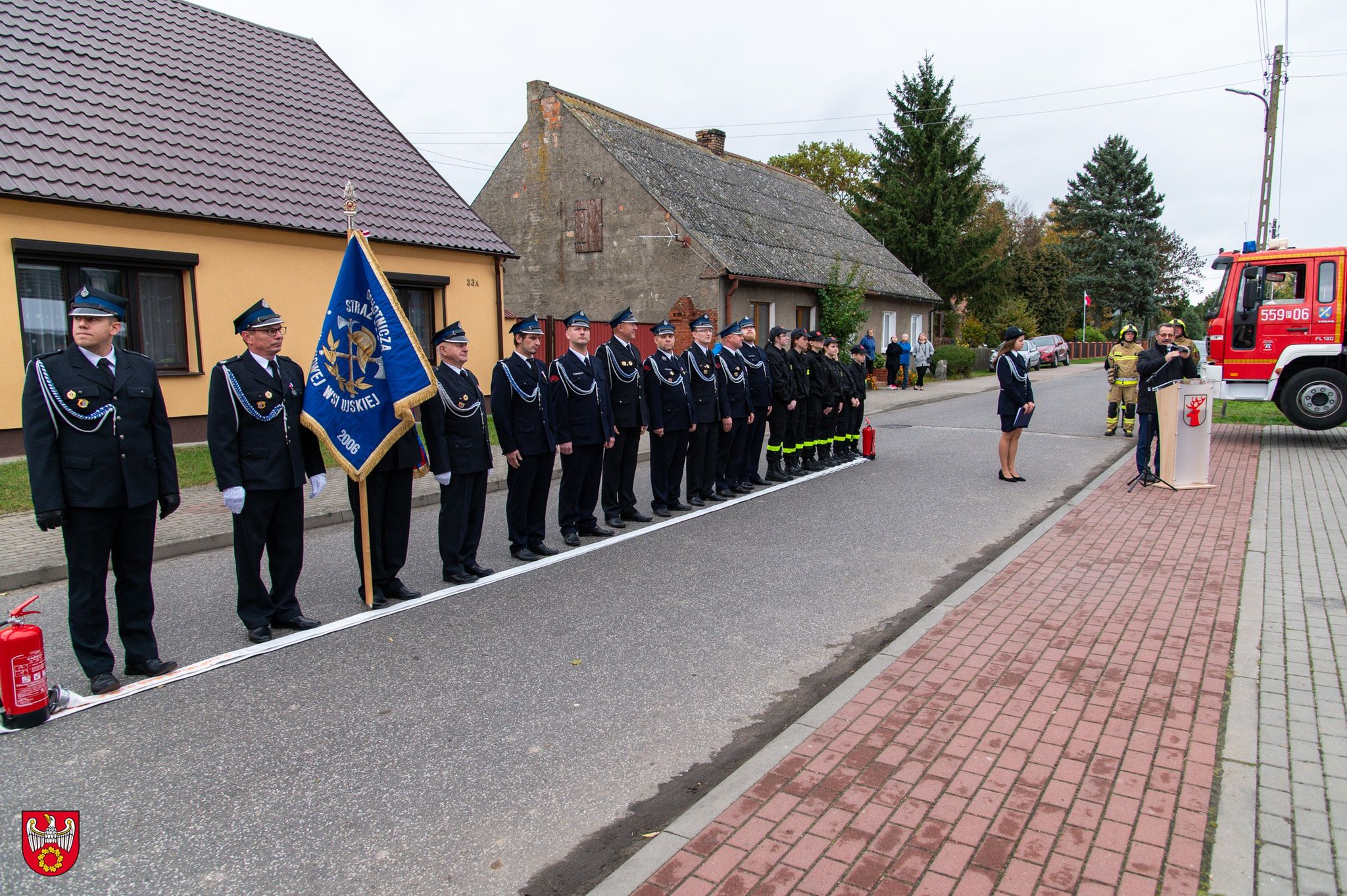 Przekazanie nowego wozu OSP Nowa Wieś Ujska