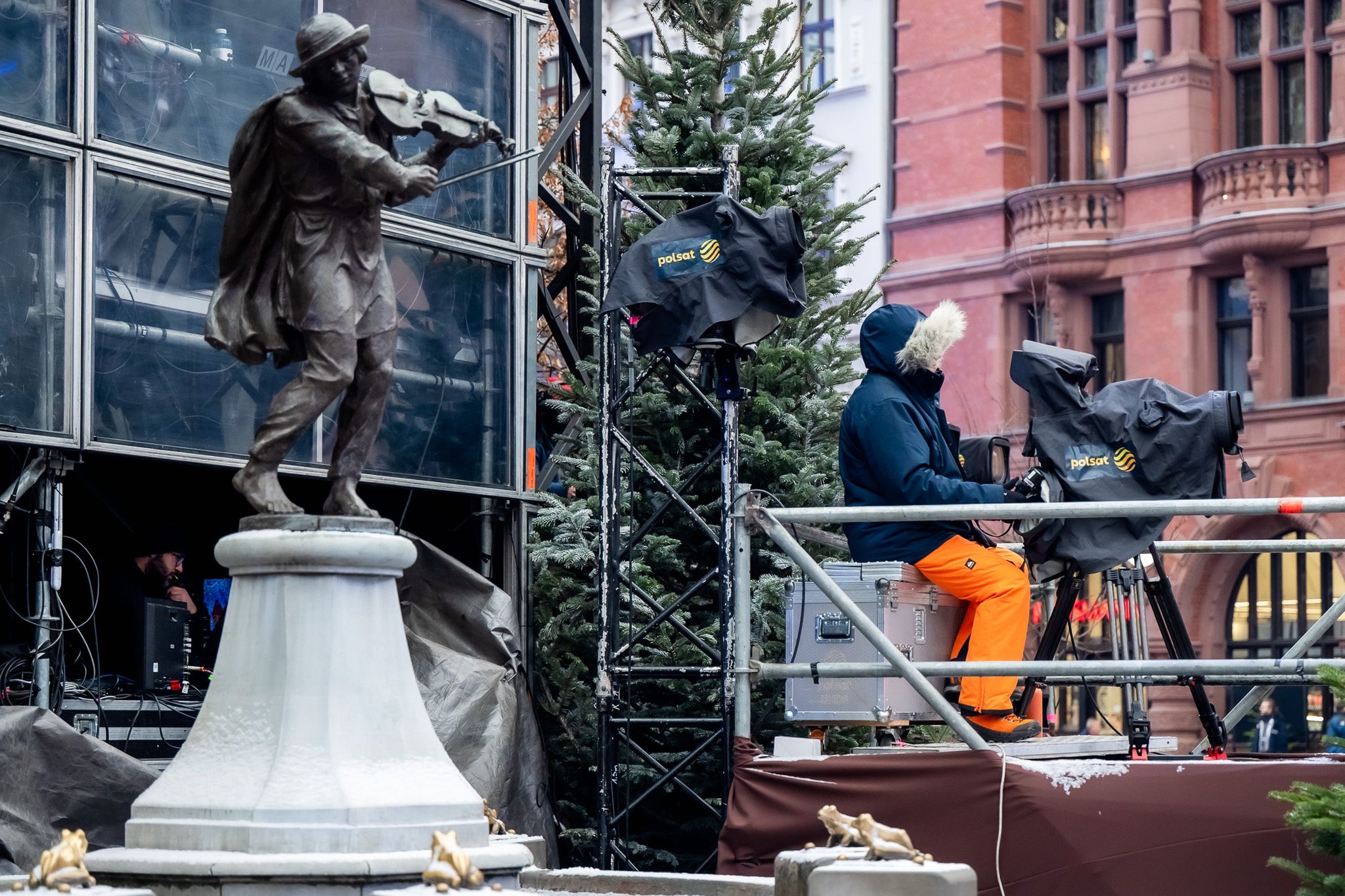 Scena plenerowa na Rynku Staromiejskim