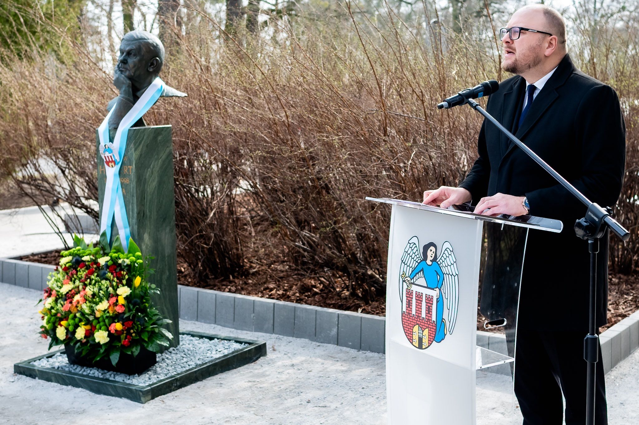 Osłonięcie Pomnika Zbigniewa Herberta