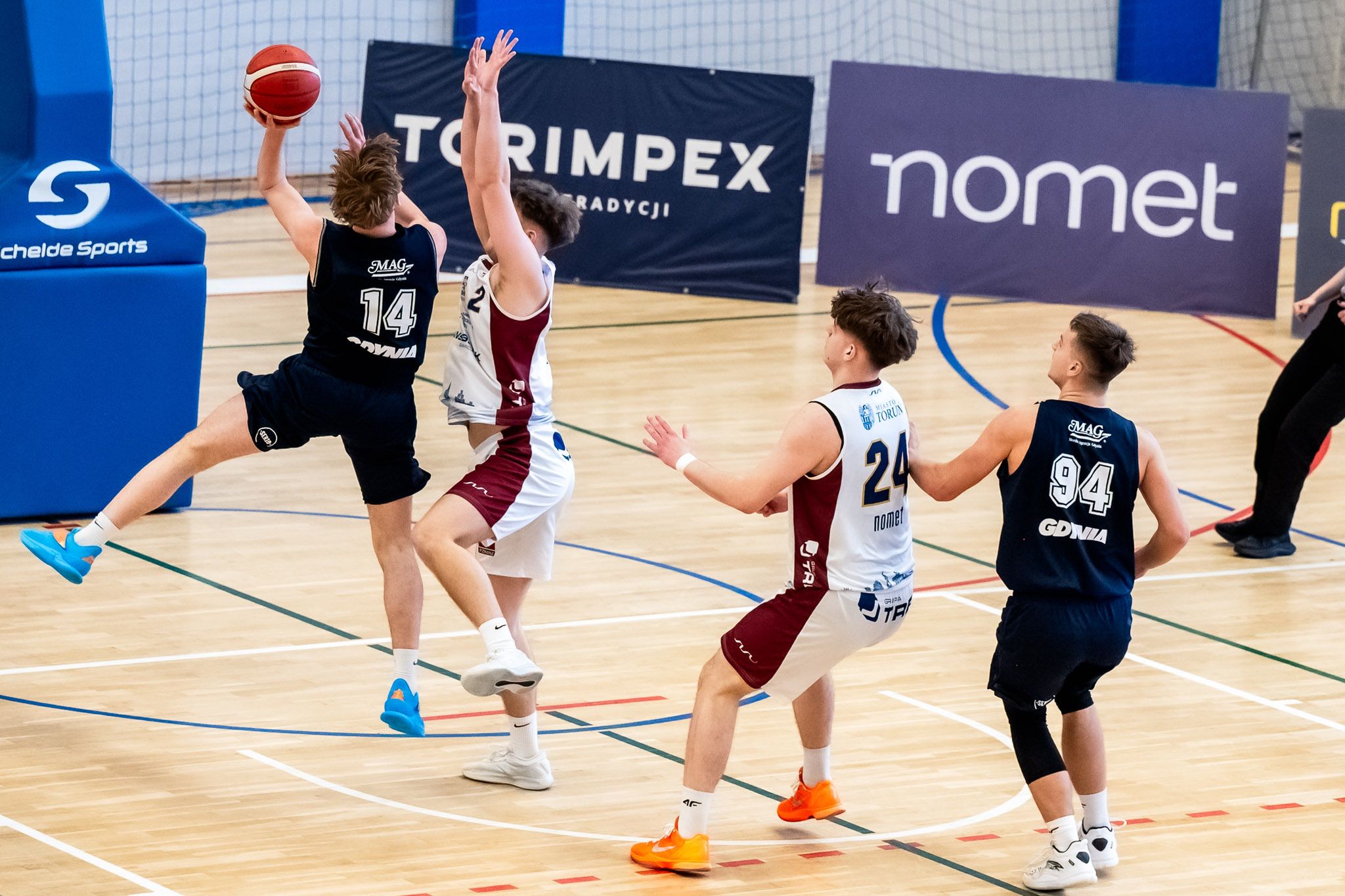 Granie dla Kobiet - mecz koszykarzy AZS UMK - GAK Gdynia