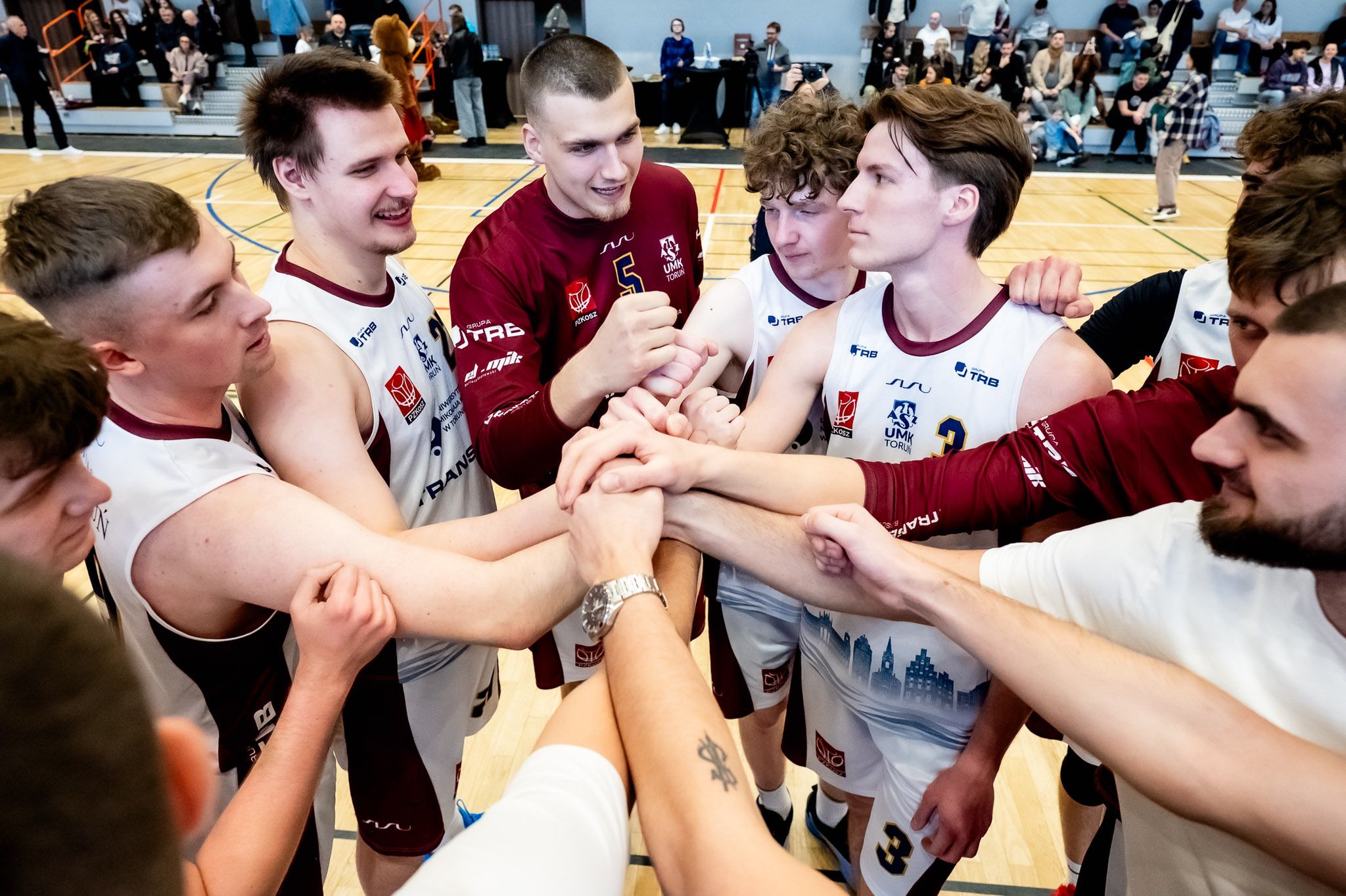 Granie dla Kobiet - mecz koszykarzy AZS UMK - GAK Gdynia