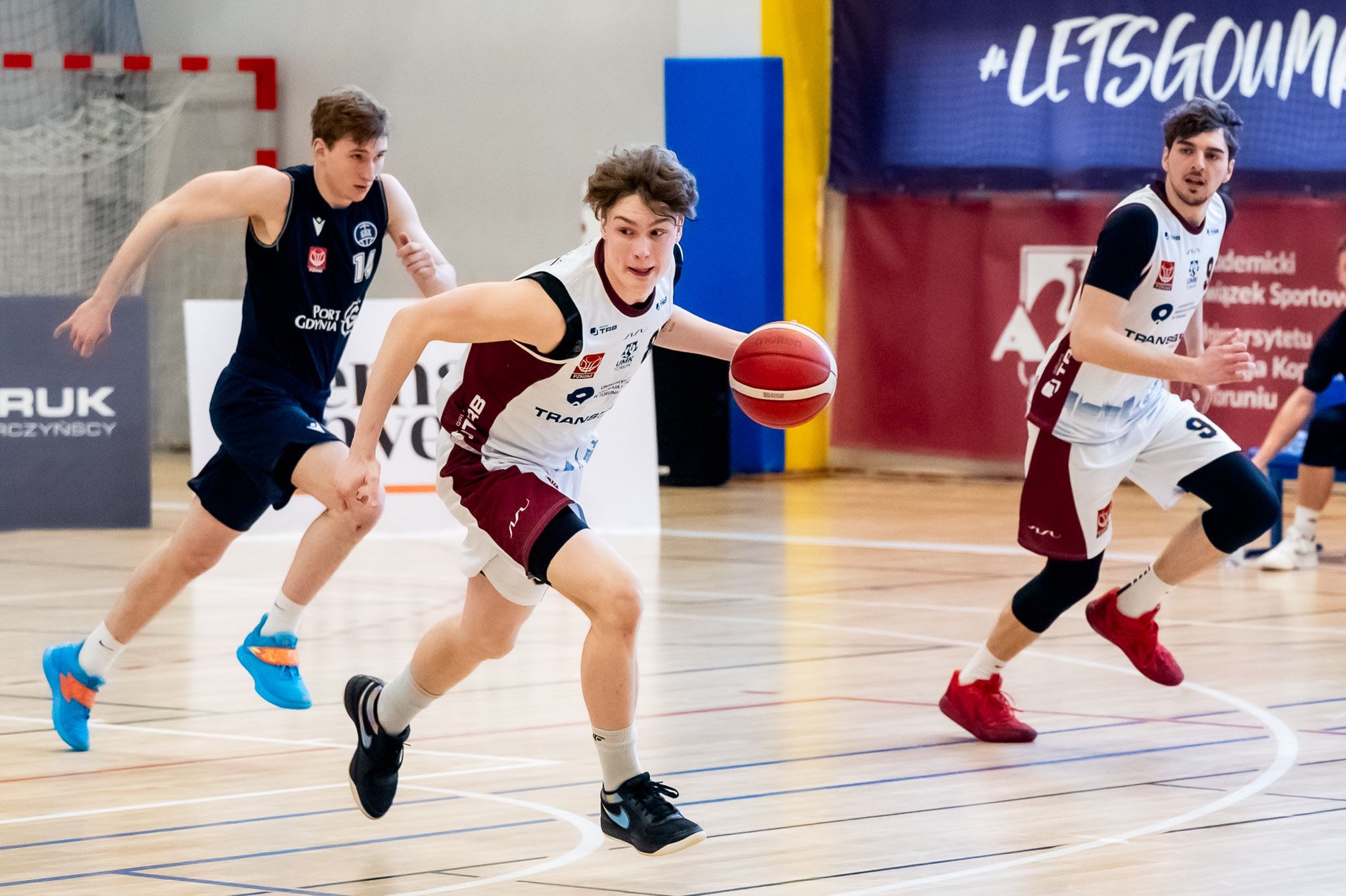 Granie dla Kobiet - mecz koszykarzy AZS UMK - GAK Gdynia