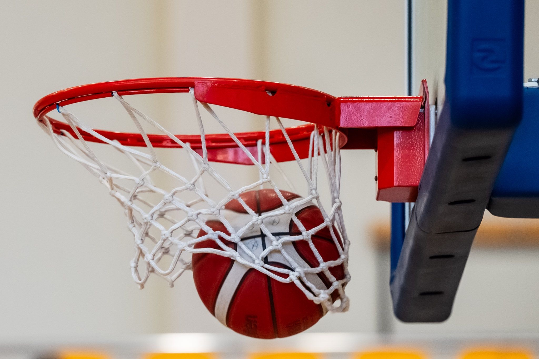 Granie dla Kobiet - mecz koszykarzy AZS UMK - GAK Gdynia