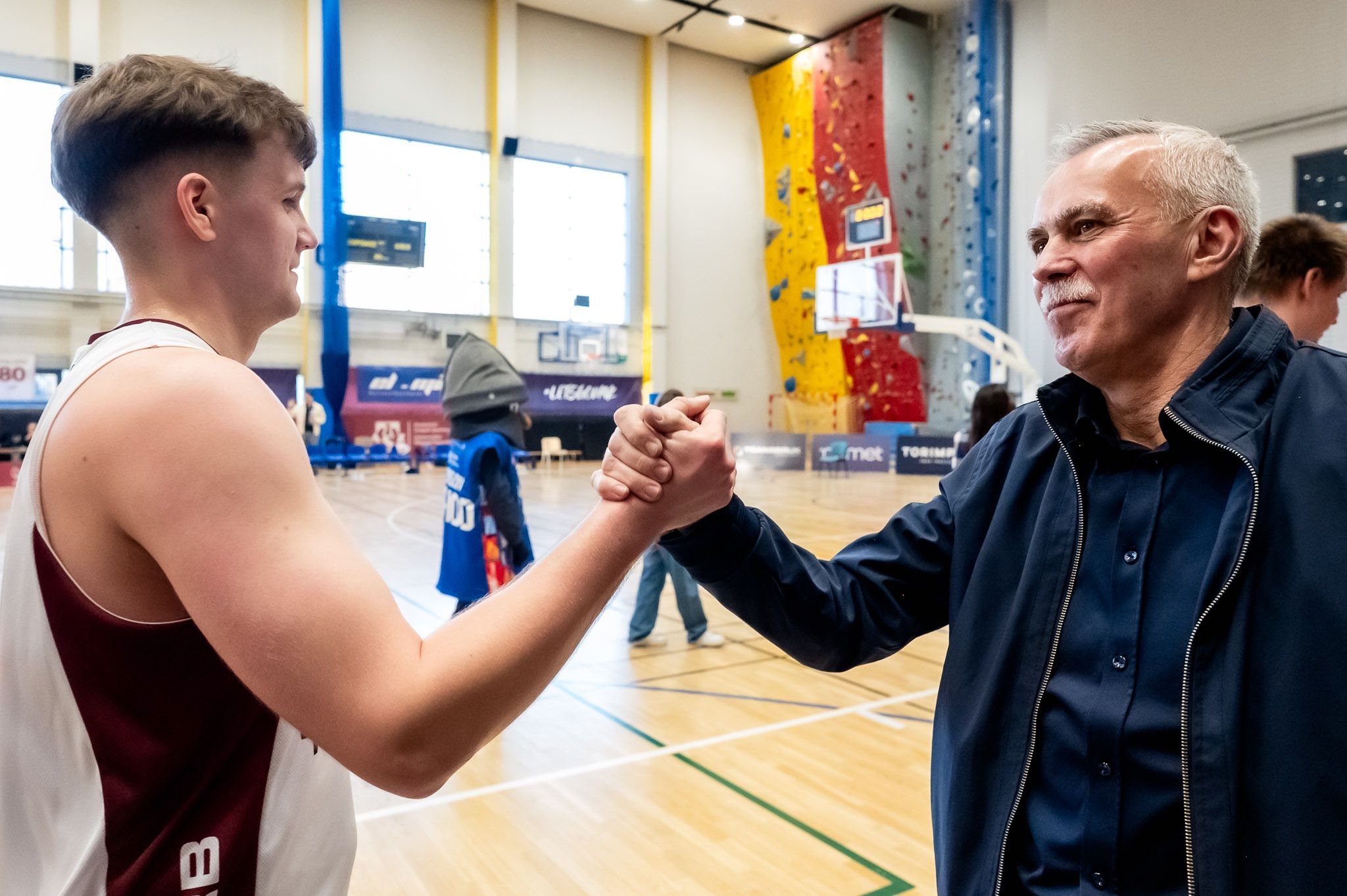 Granie dla Kobiet - mecz koszykarzy AZS UMK - GAK Gdynia