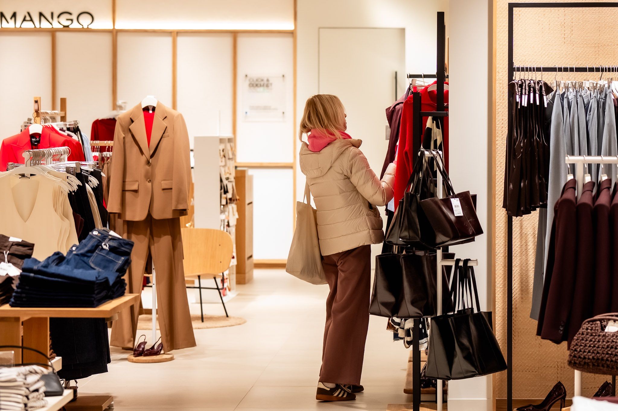 Sklep Mango w Galerii Copernicus