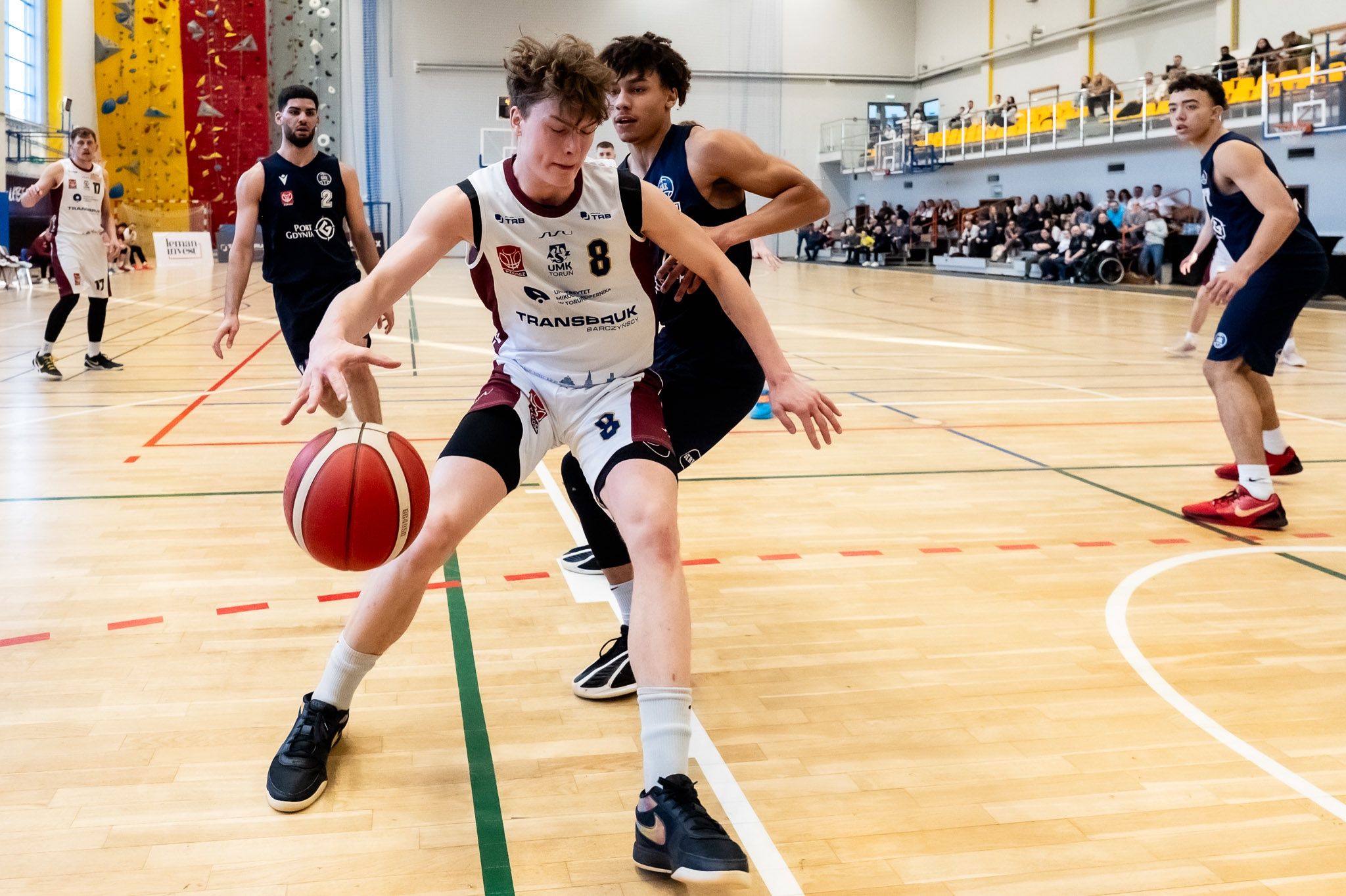 Granie dla Kobiet - mecz koszykarzy AZS UMK - GAK Gdynia