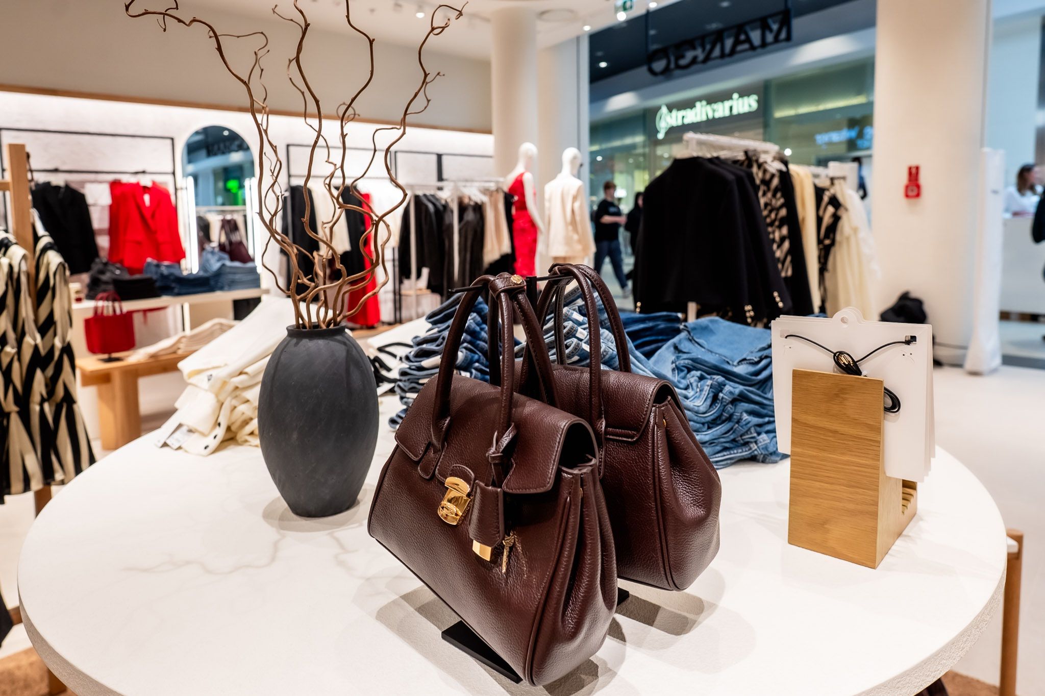 Sklep Mango w Galerii Copernicus