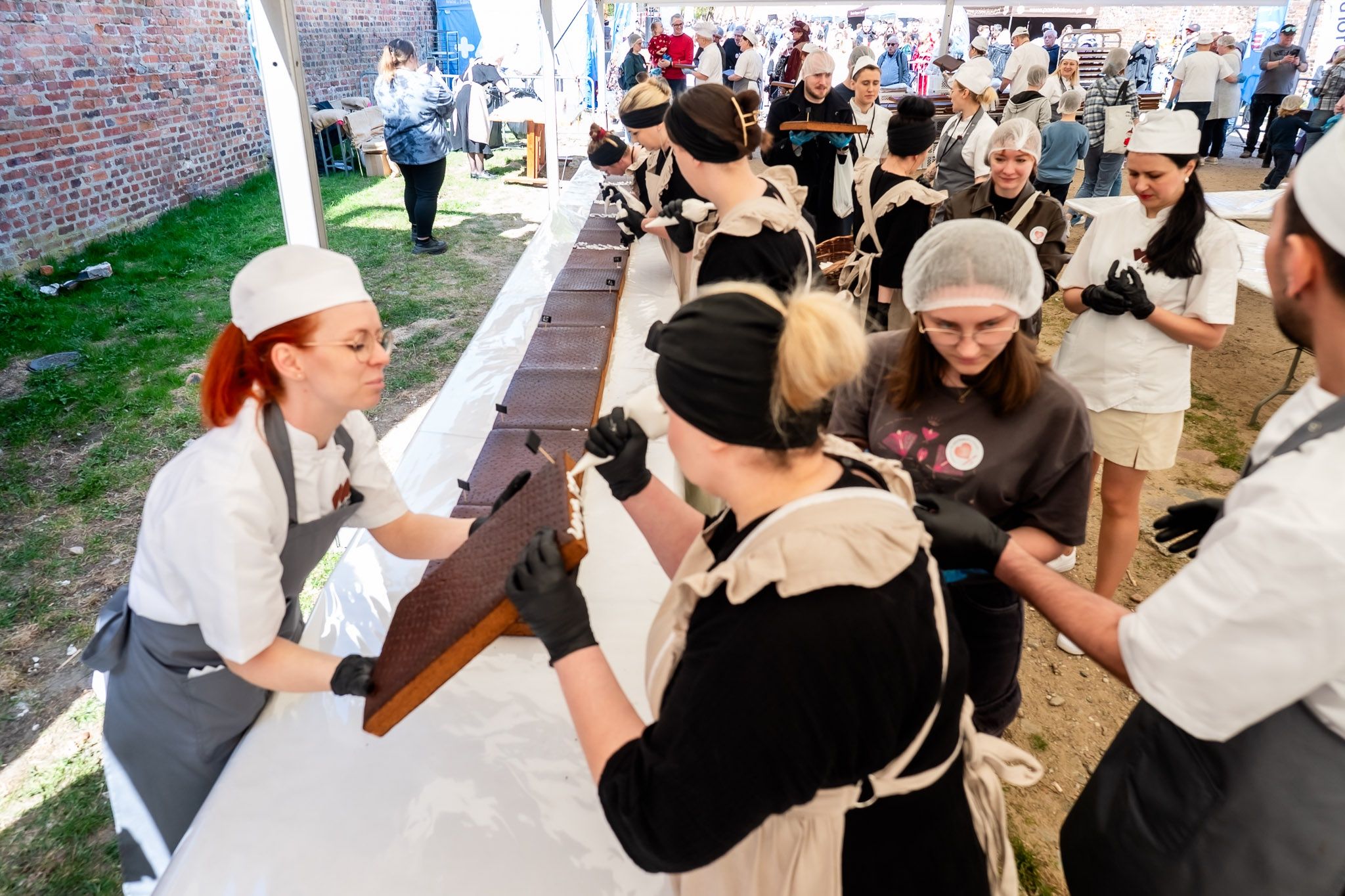 Najdłuższy piernik na świecie powstaje w Toruniu