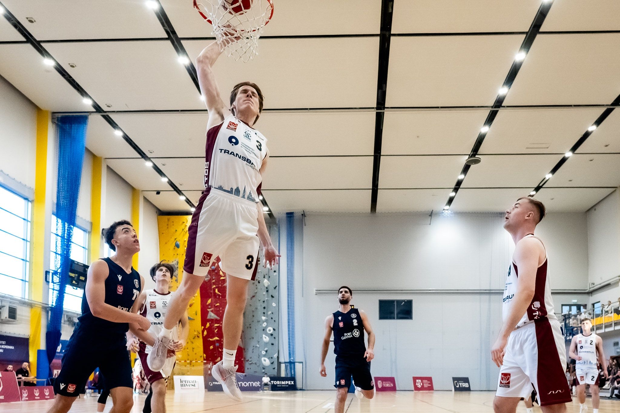 Granie dla Kobiet - mecz koszykarzy AZS UMK - GAK Gdynia