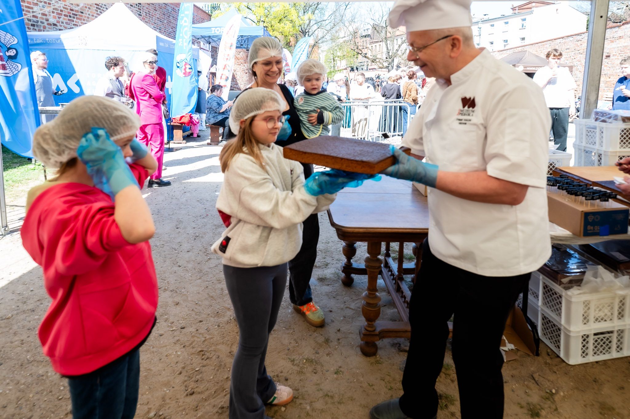 Najdłuższy piernik na świecie powstaje w Toruniu
