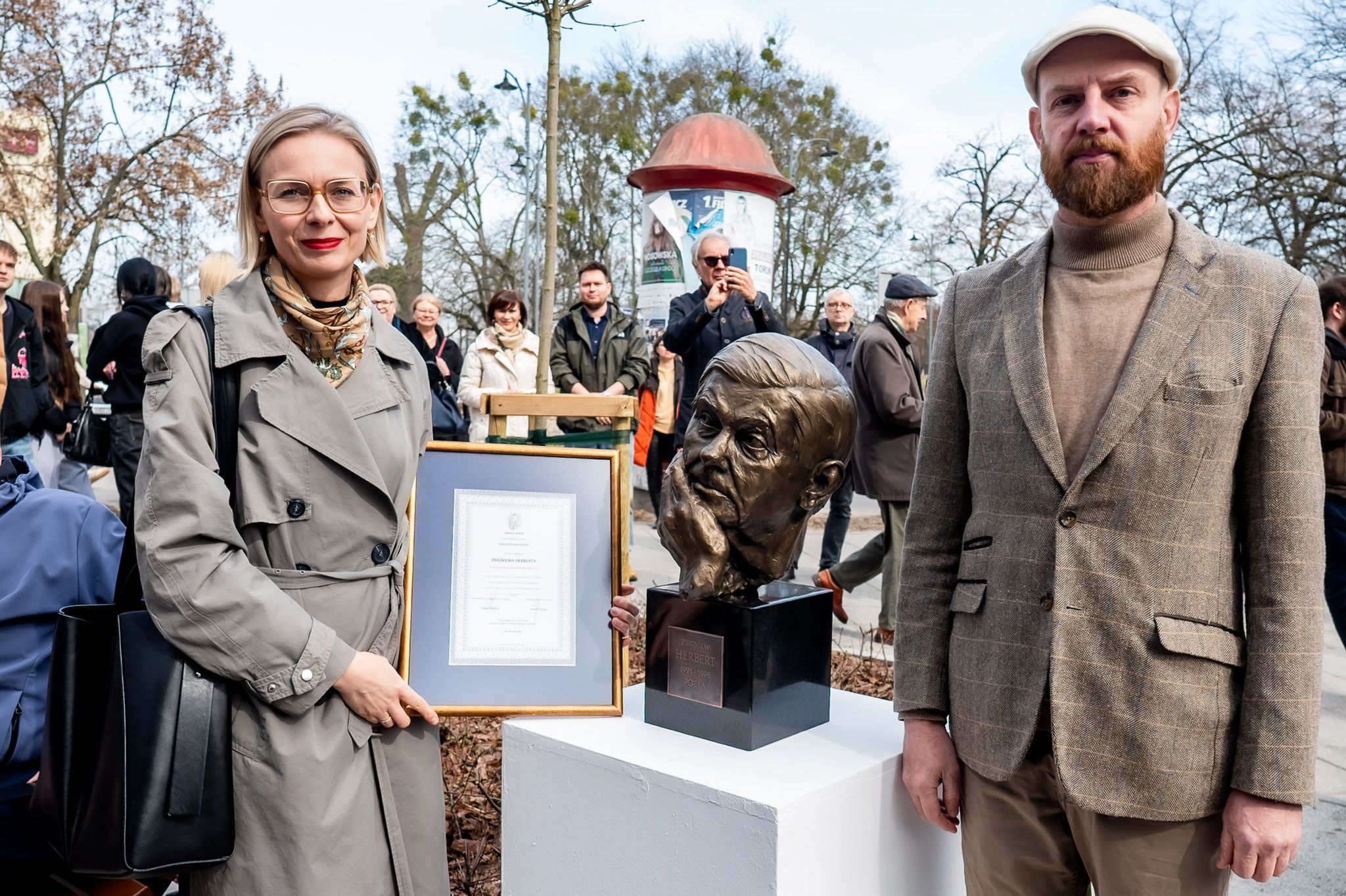 Odsłonięcie Pomnika Zbigniewa Herberta 