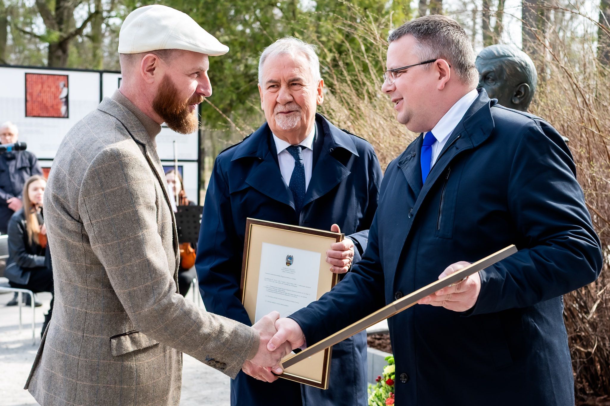 Odsłonięcie Pomnika Zbigniewa Herberta 